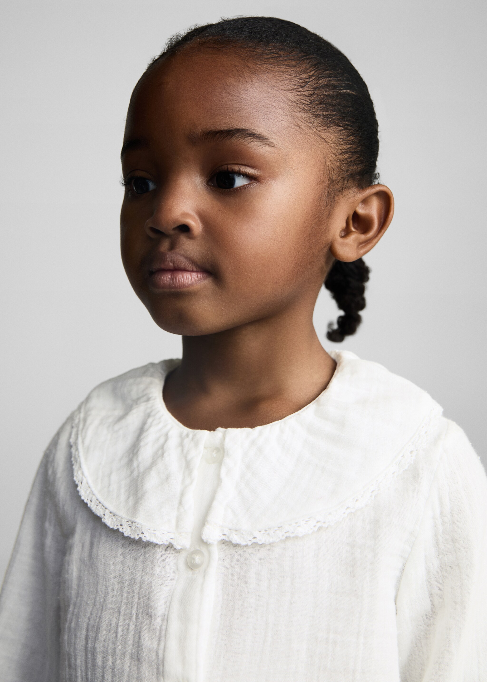 Cheesecloth cotton blouse - Details of the article 1, White. Ref: 87090631-00.