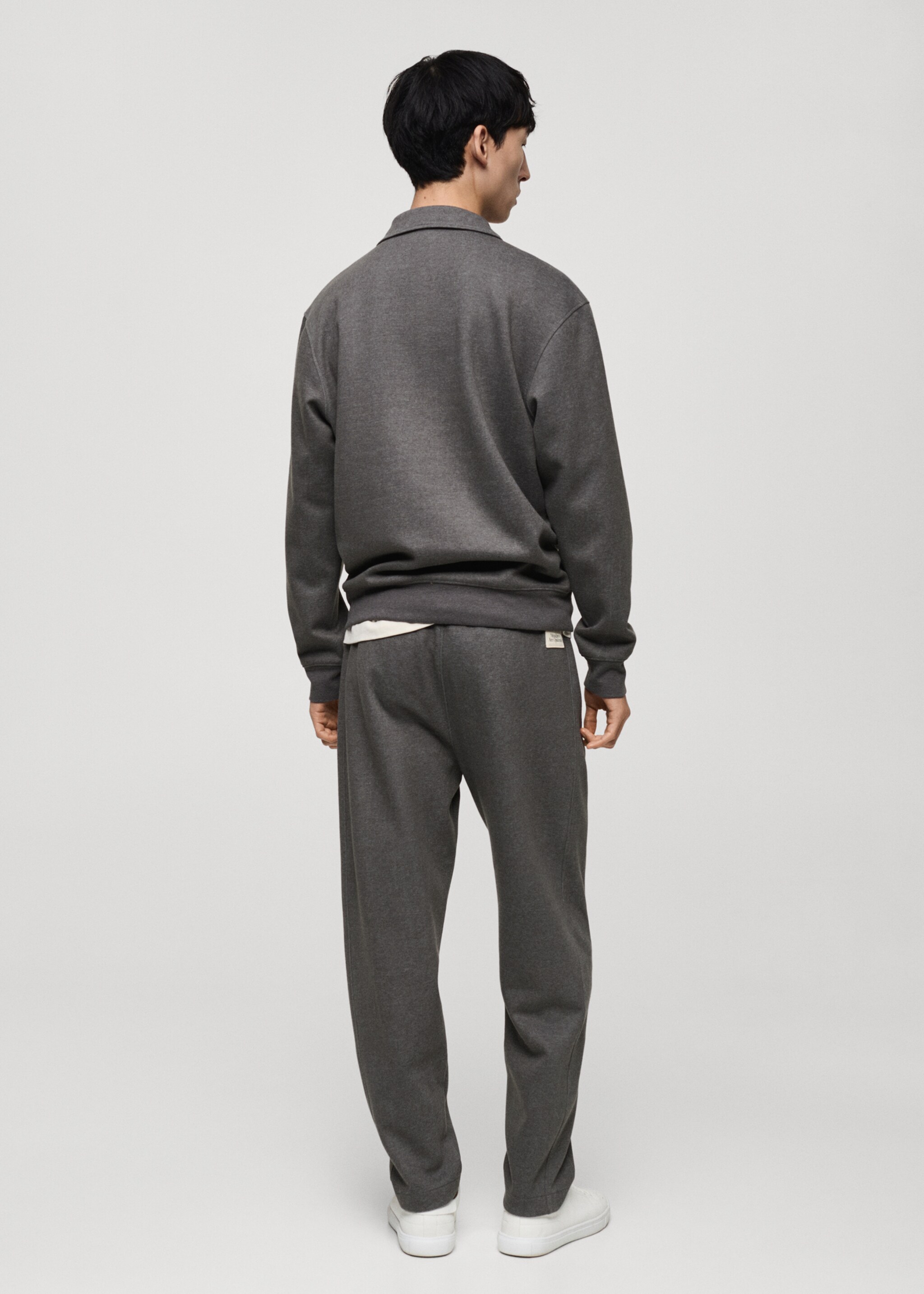 Cotton joggers embroidered detail - Reverse of the article, Medium Heather Grey. Ref: 87090642-00.