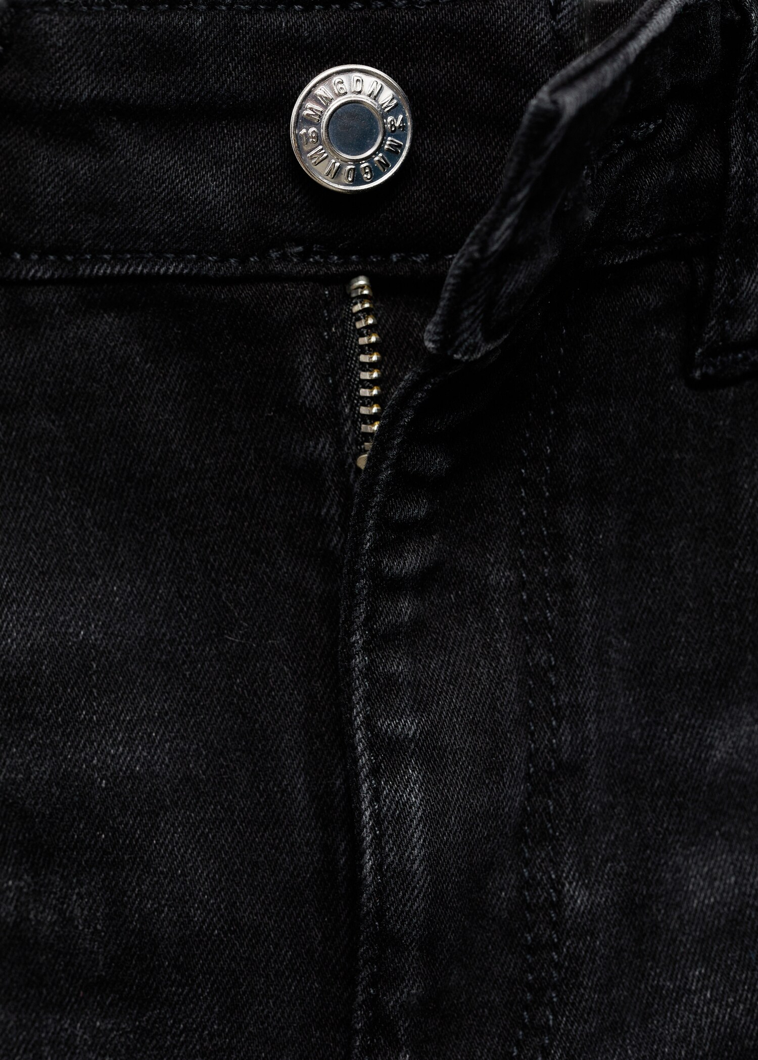 Push-up low-rise skinny jeans - Details of the article 8