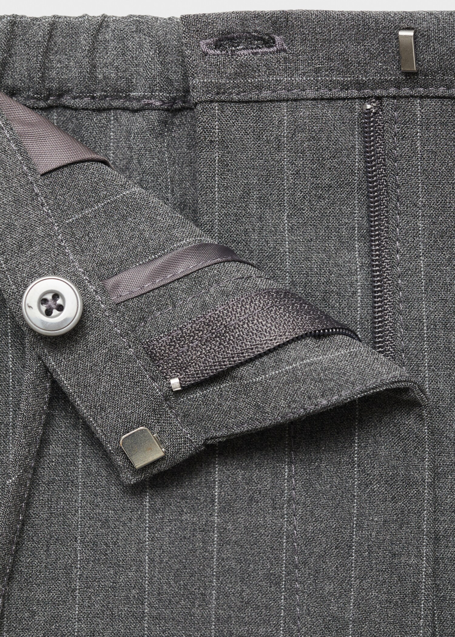 Pantalon droit fines rayures - Détail de l'article 8