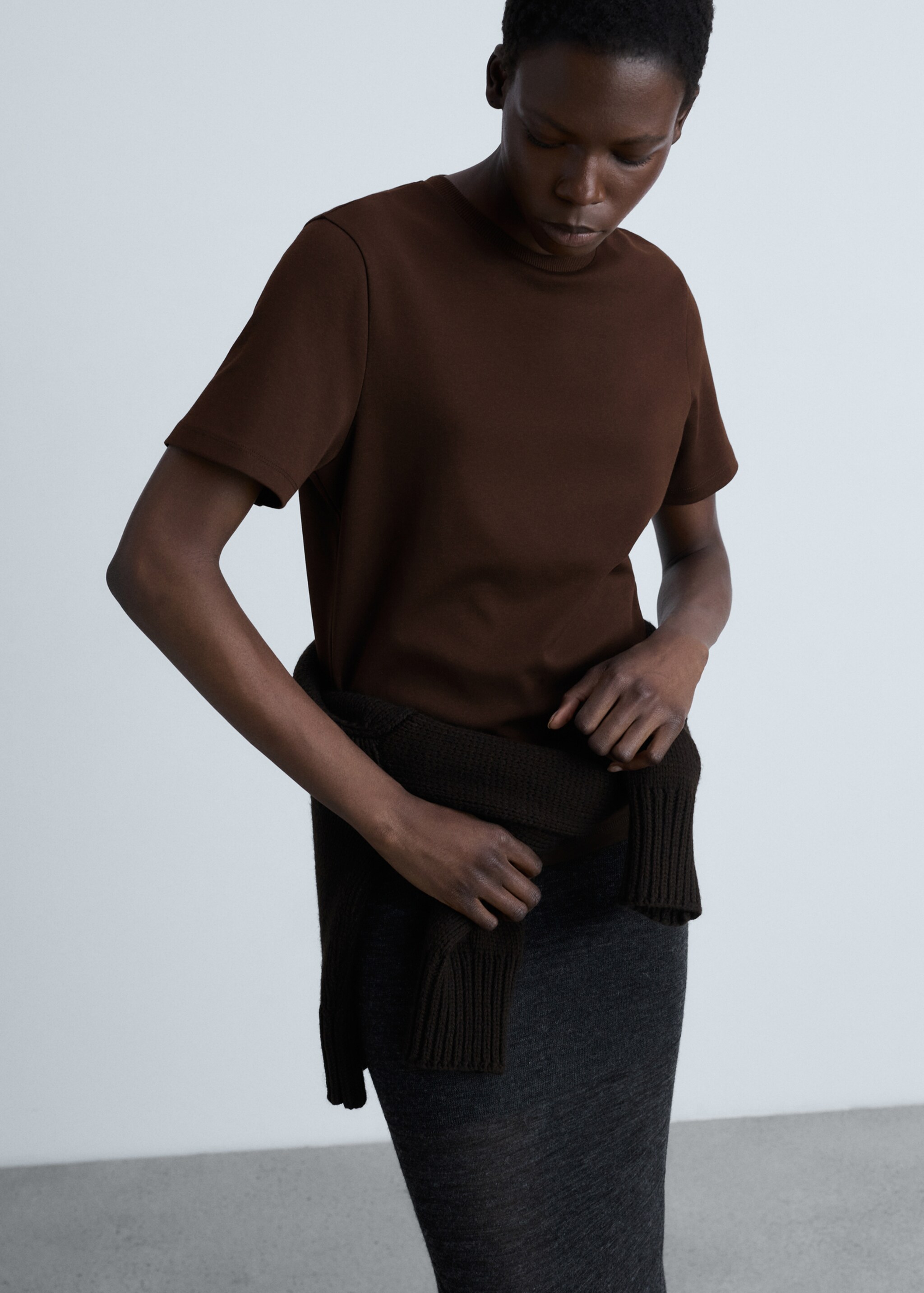 Kurzärmliges Baumwoll-T-Shirt - Mittlere Ansicht, Braun. Ref: 87090654-00.