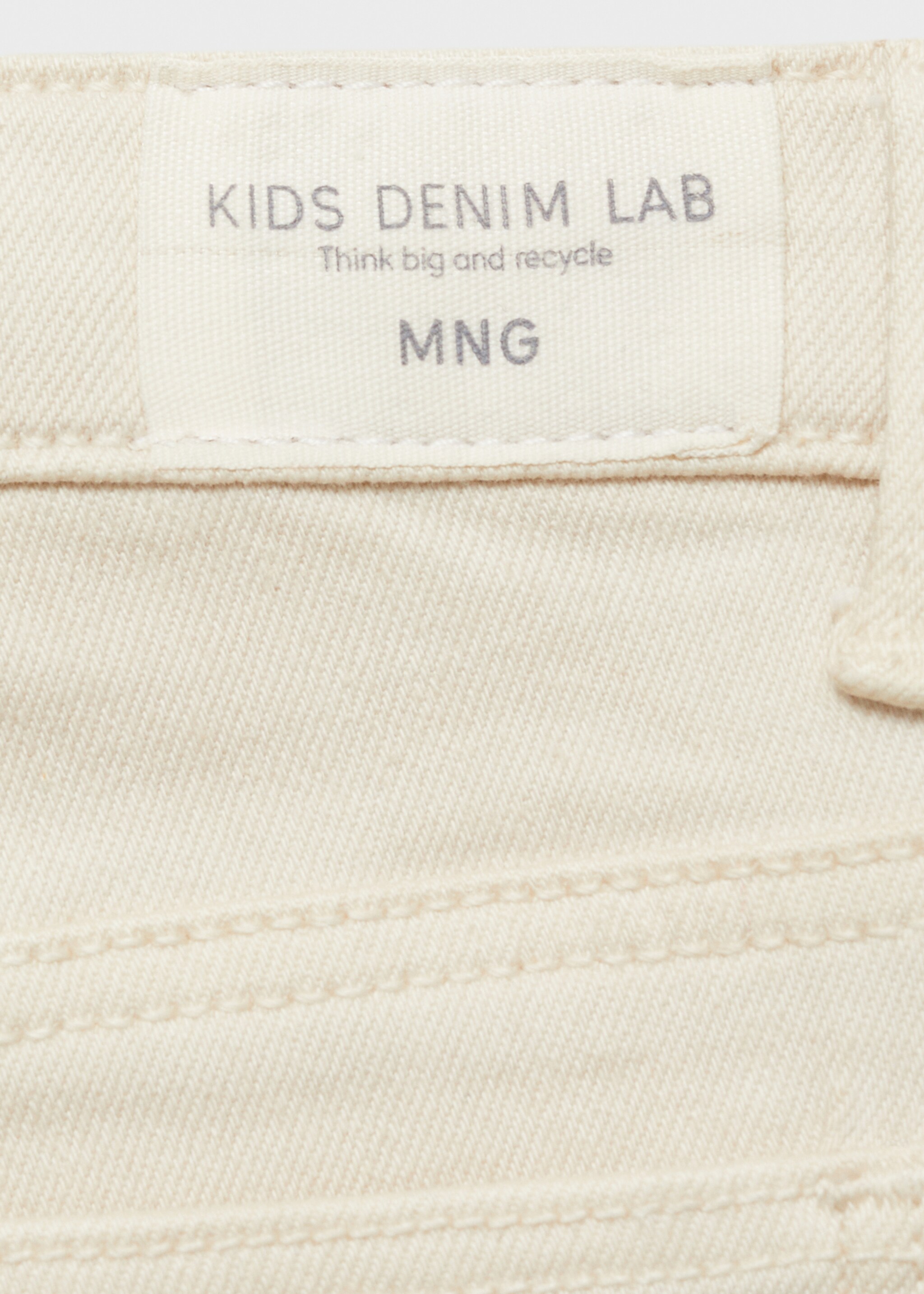 Dżinsy o kroju flare z kieszeniami - Szczegóły artykułu 0, Piaskowy. Ref: 87091511-00.