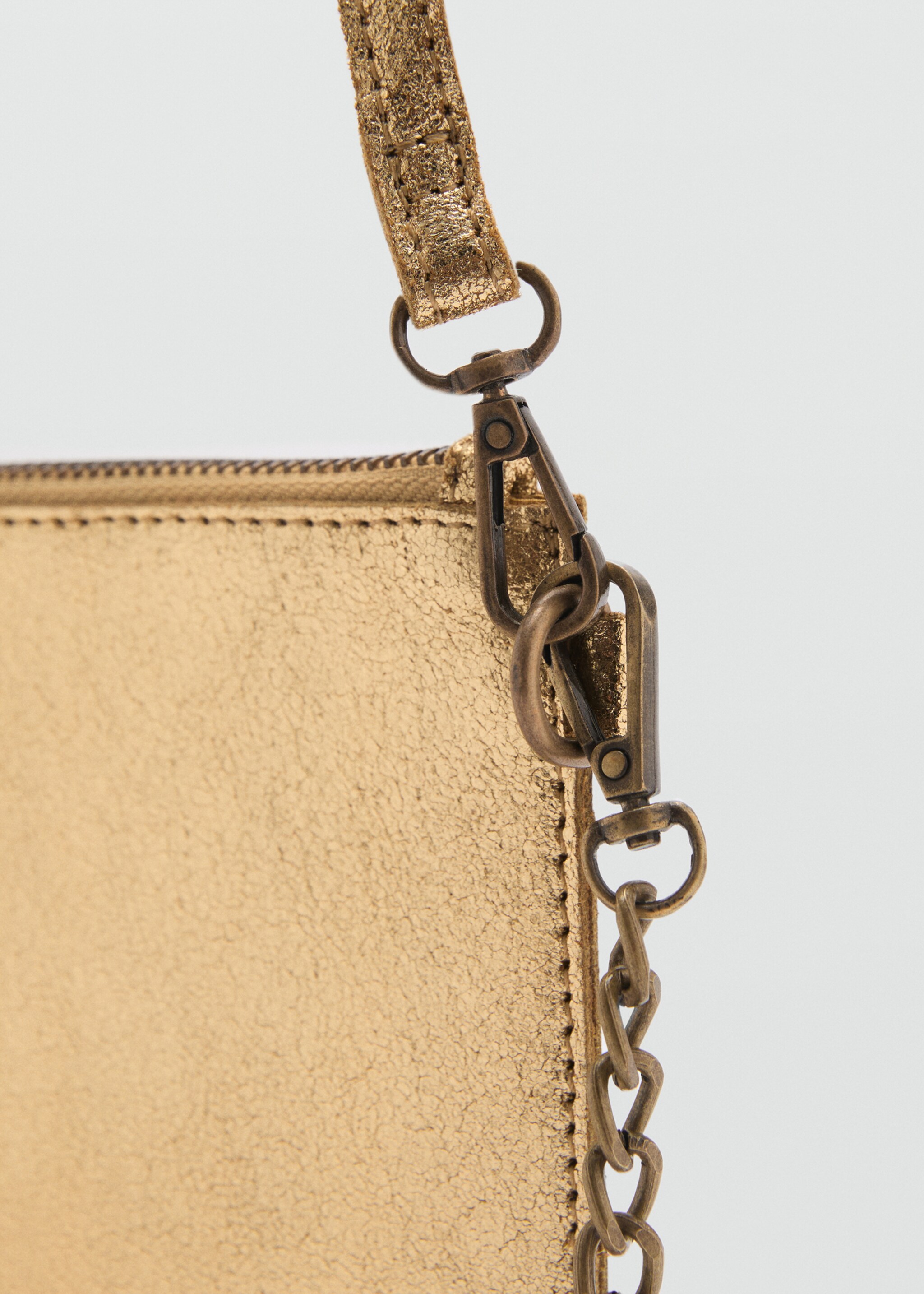 Leather metallic bag - Details of the article 1, Gold. Ref: 87091516-00.