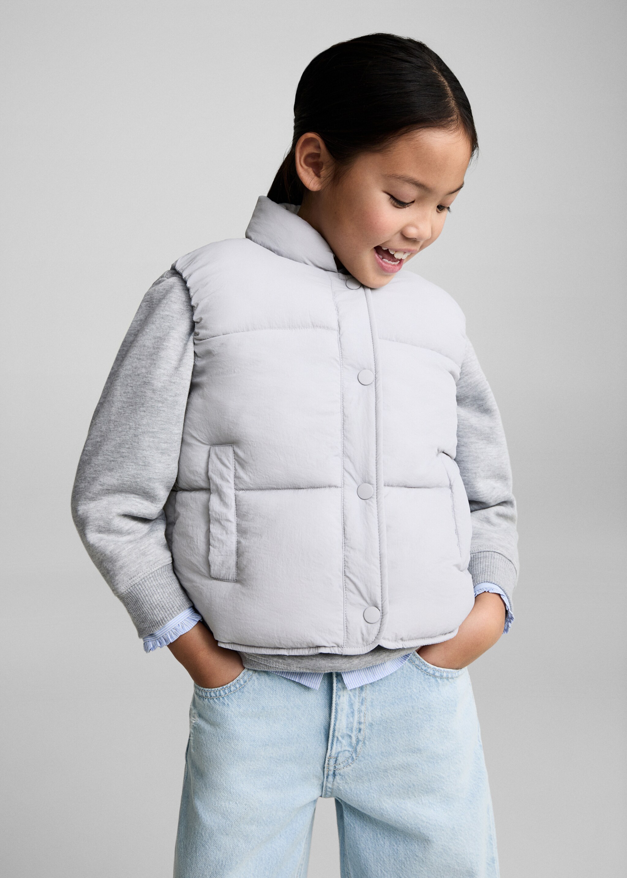 Quilted gilet with buttons - Medium plane, Blue. Ref: 87092534-00.