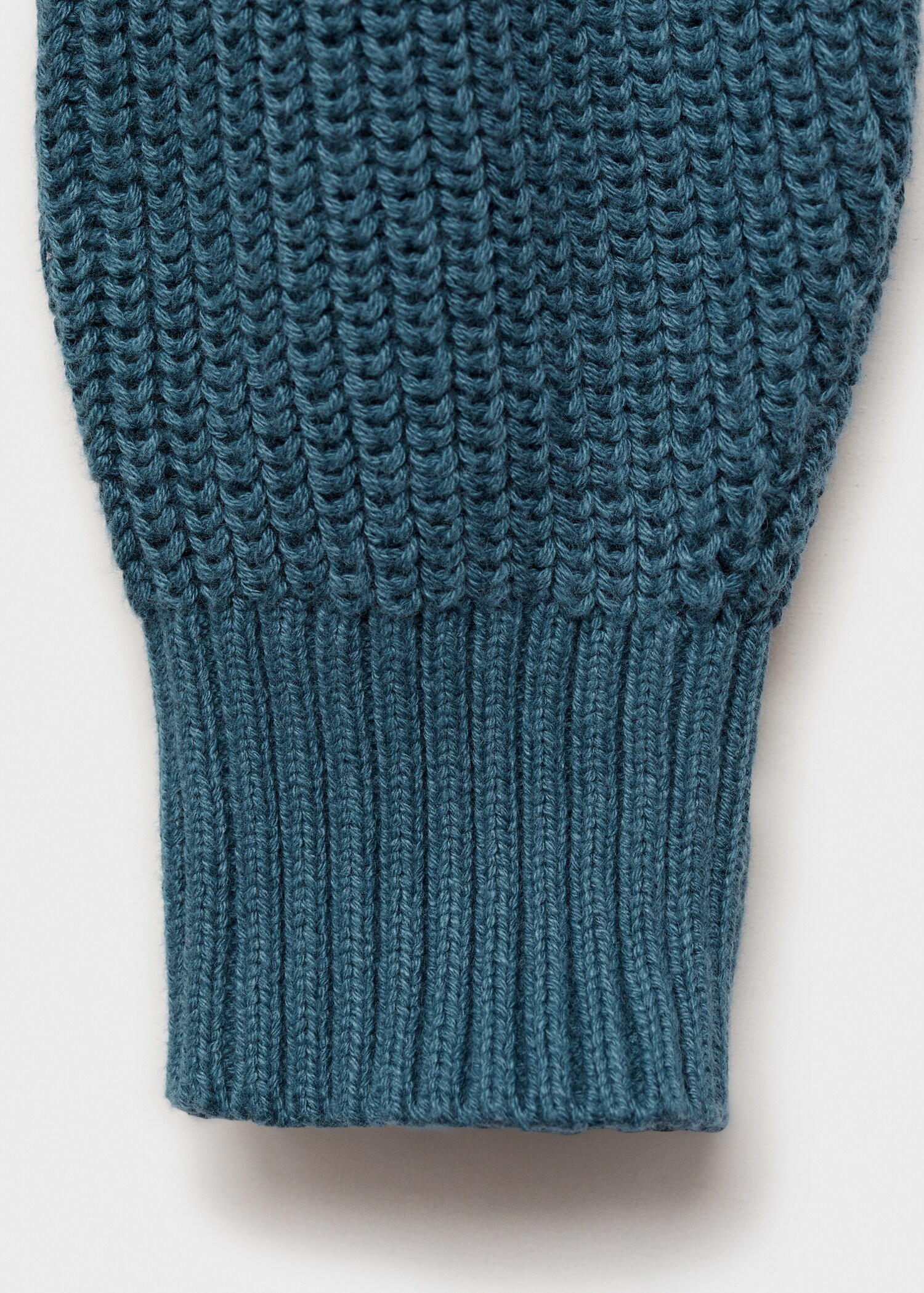 Pull-over asymétrique ouverture épaule - Détail de l'article 0