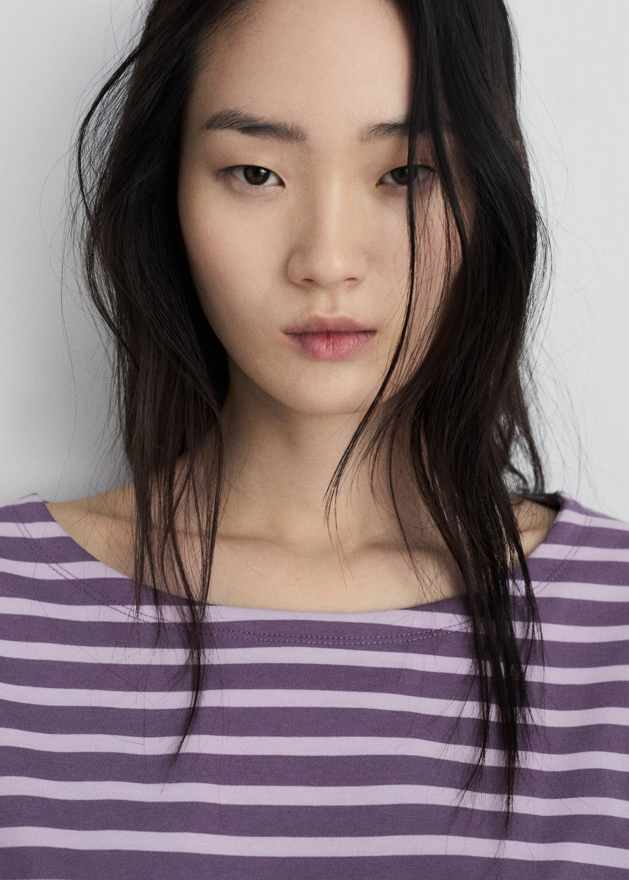 Bavlněné tričko se tkaným proužkem - Náhled ve středové rovině, Fialová šeřík. Ref: 87092895-00.