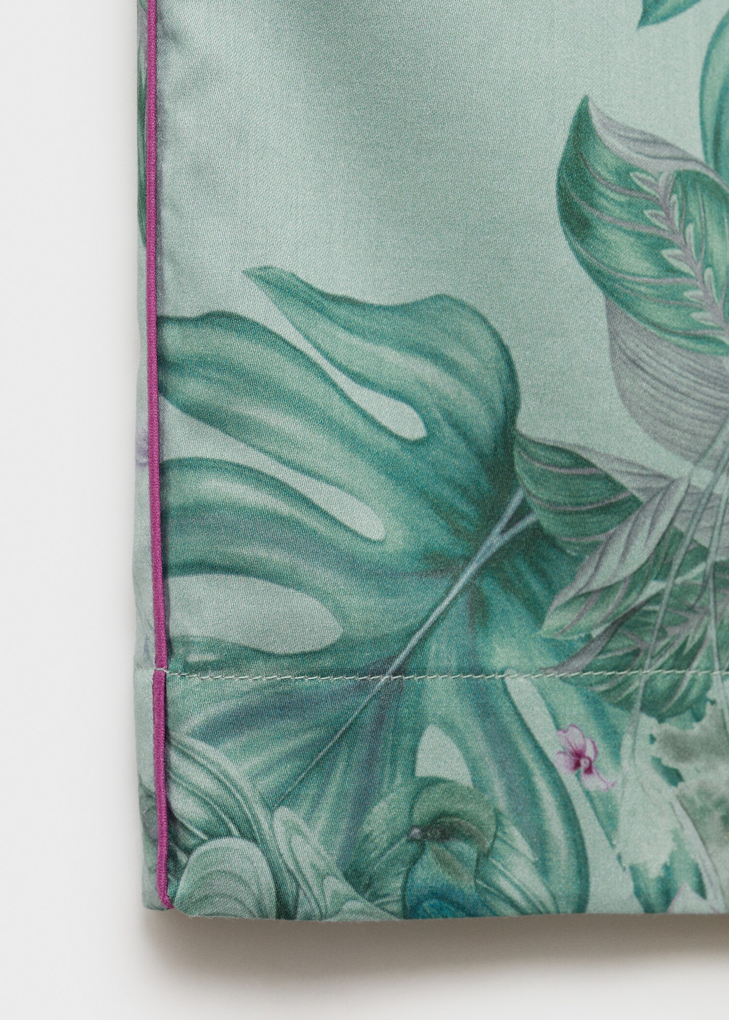 Tropical-print pyjama trousers - Details of the article 0