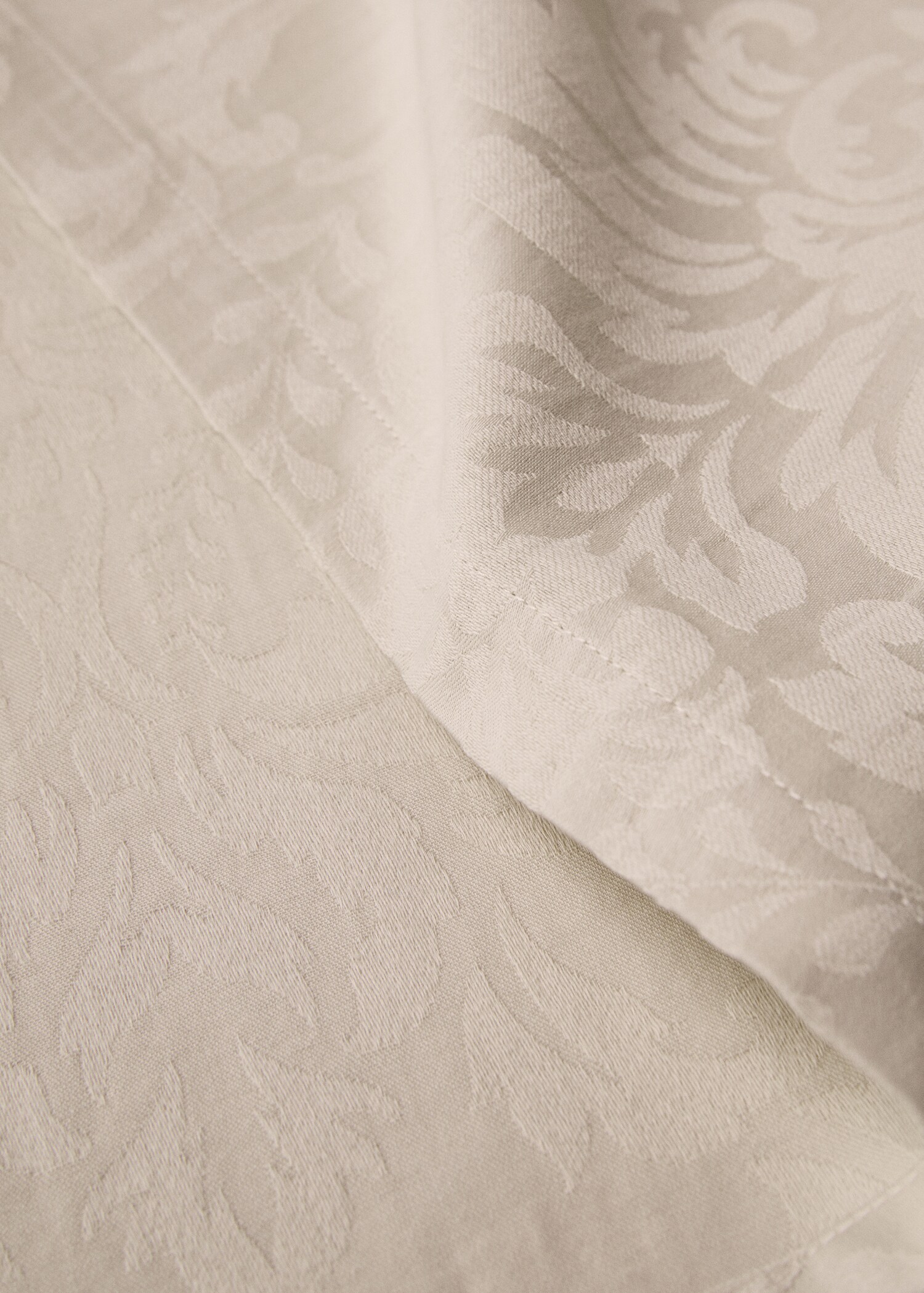 Cotton jacquard floral napkins - Details of the article 2