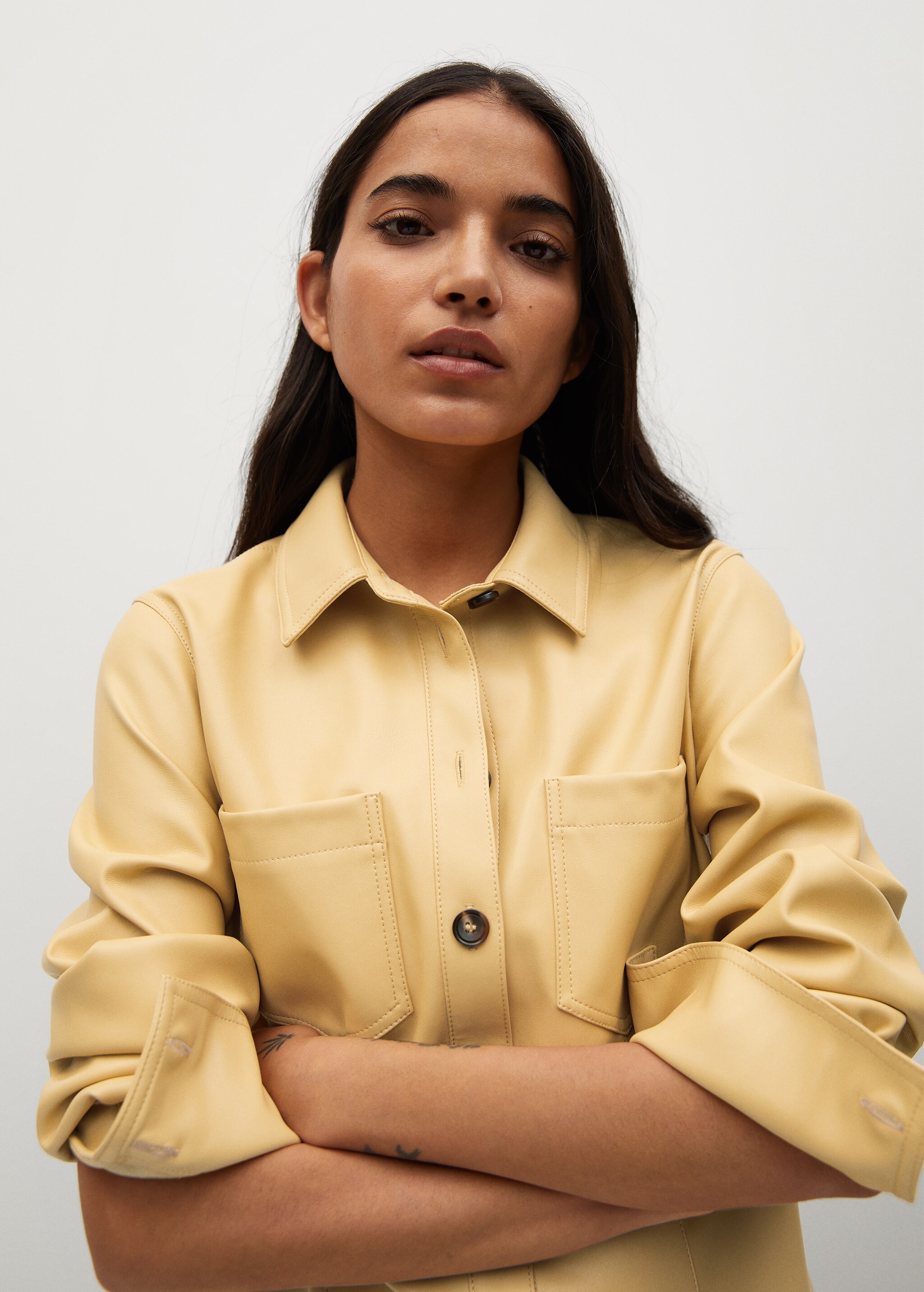 Vestido camisero efecto piel - Detalle del artículo 2