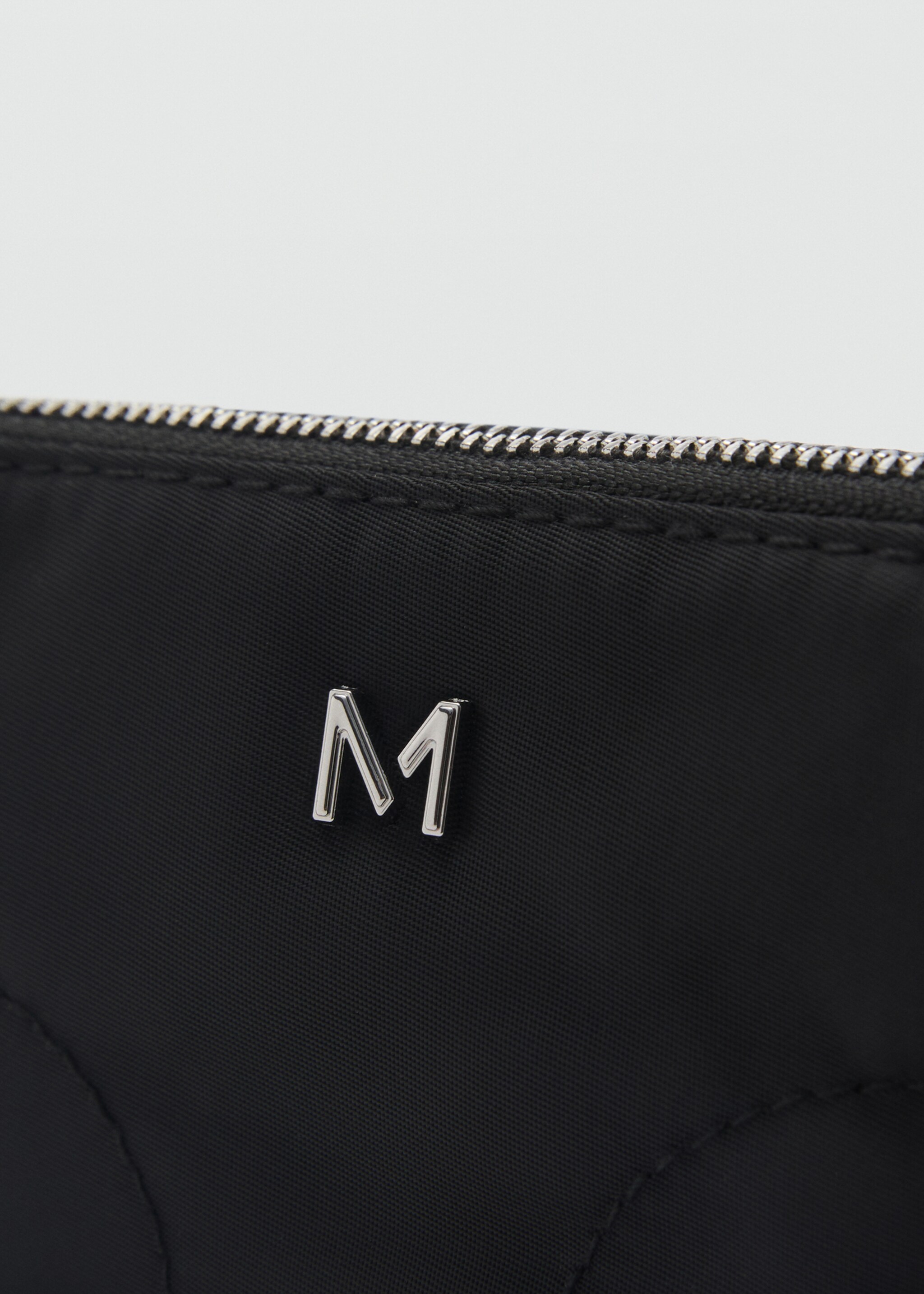 Porte-monnaie fermeture Éclair logo - Détail de l'article 1, Noir. Ref: 87093284-00.