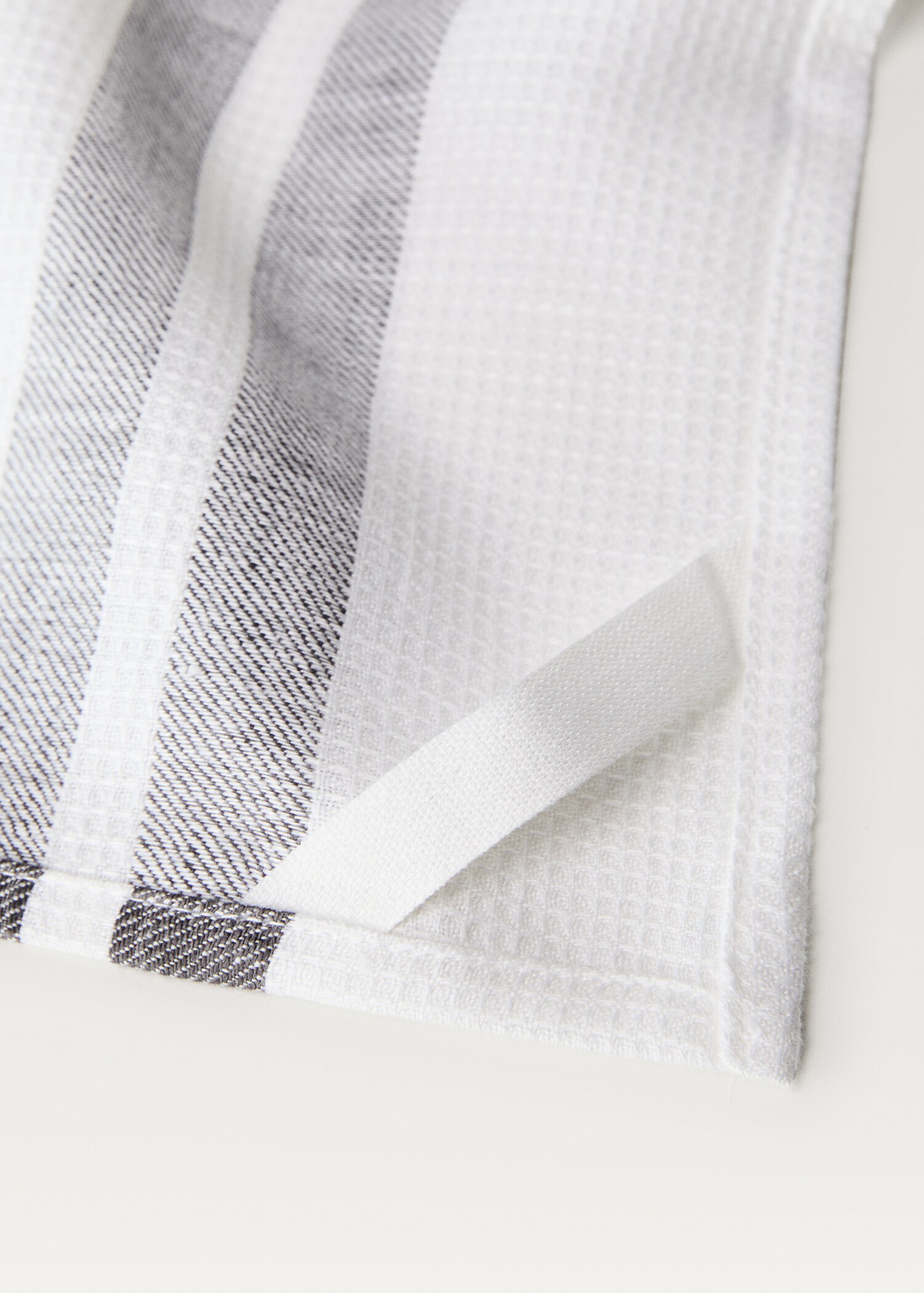 Waffle-linen striped kitchen cloth - Details of the article 2