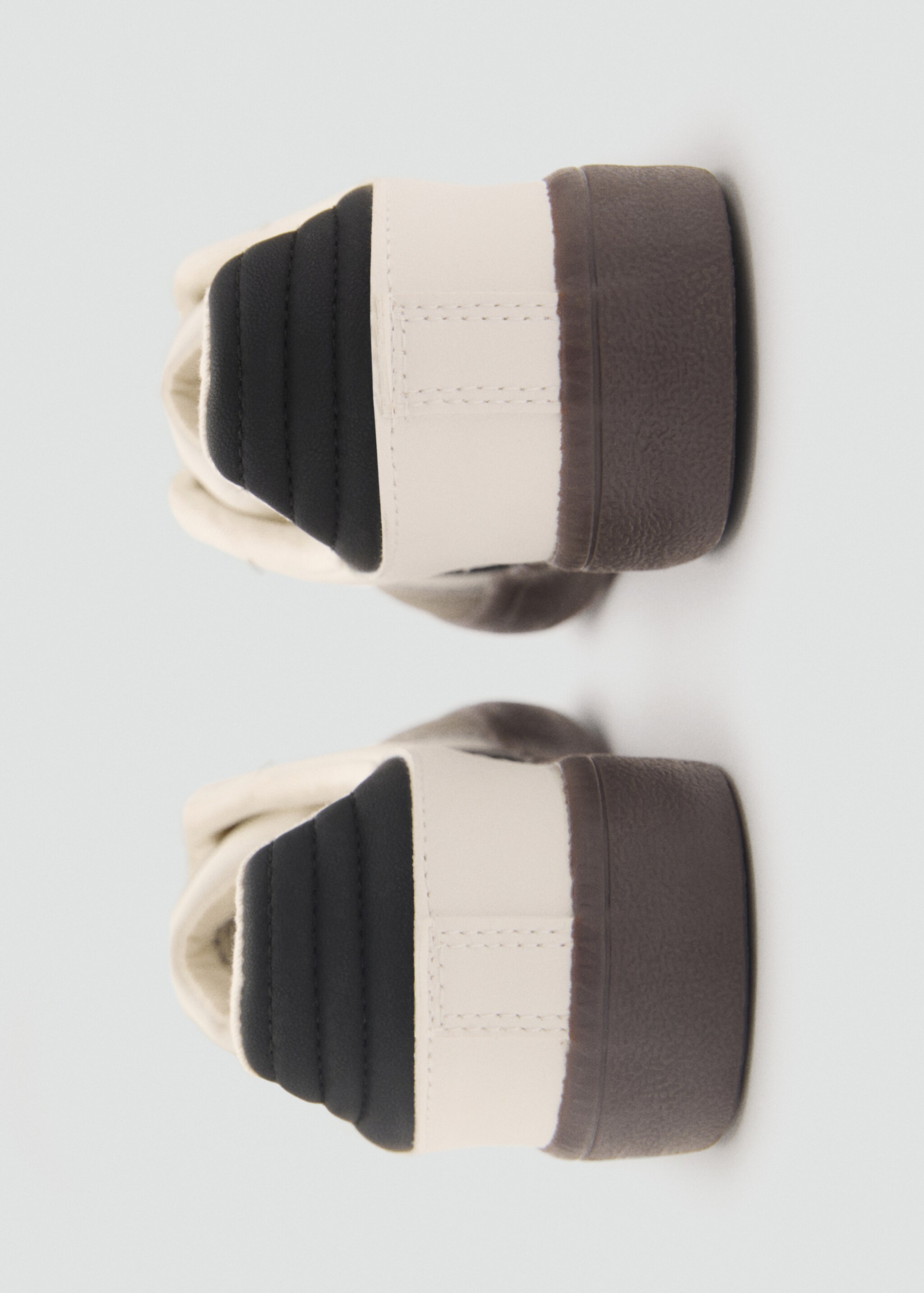 Tennis combinées cuir - Détail de l'article 1, Gris. Ref: 87093637-00.