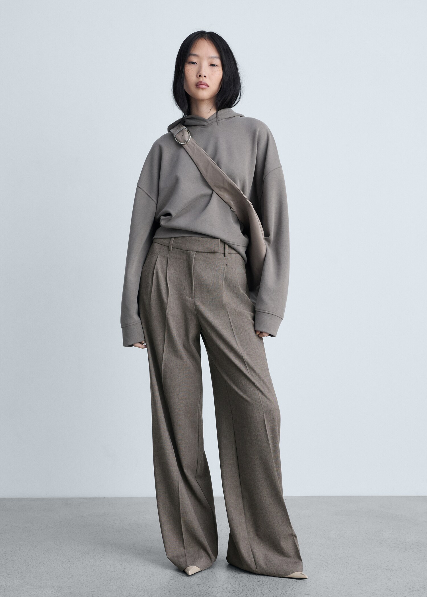 Wide leg suit trousers - Details of the article 2