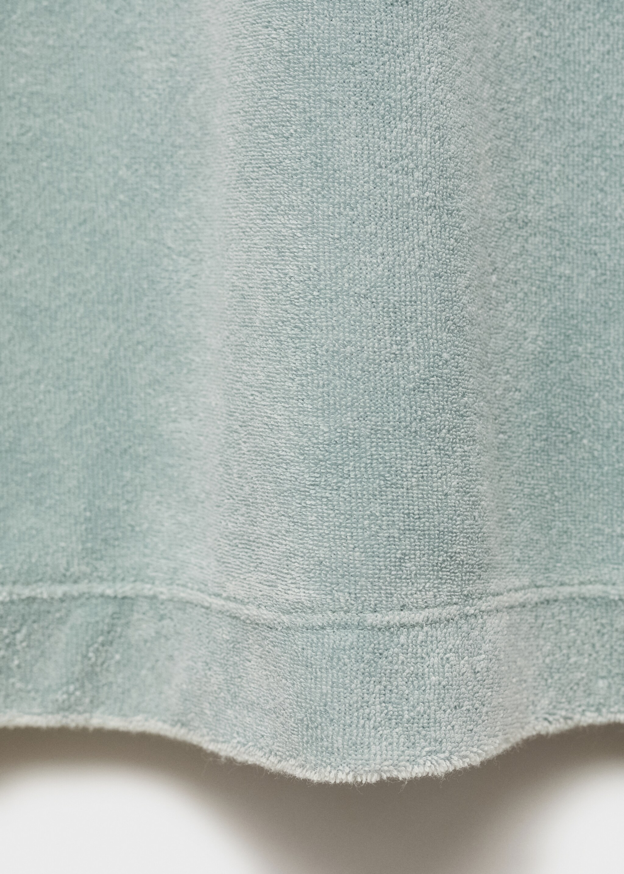 Chemise de nuit en coton bouclette overdyed - Détail de l'article 0, Vert menthe. Ref: 87093652-00.