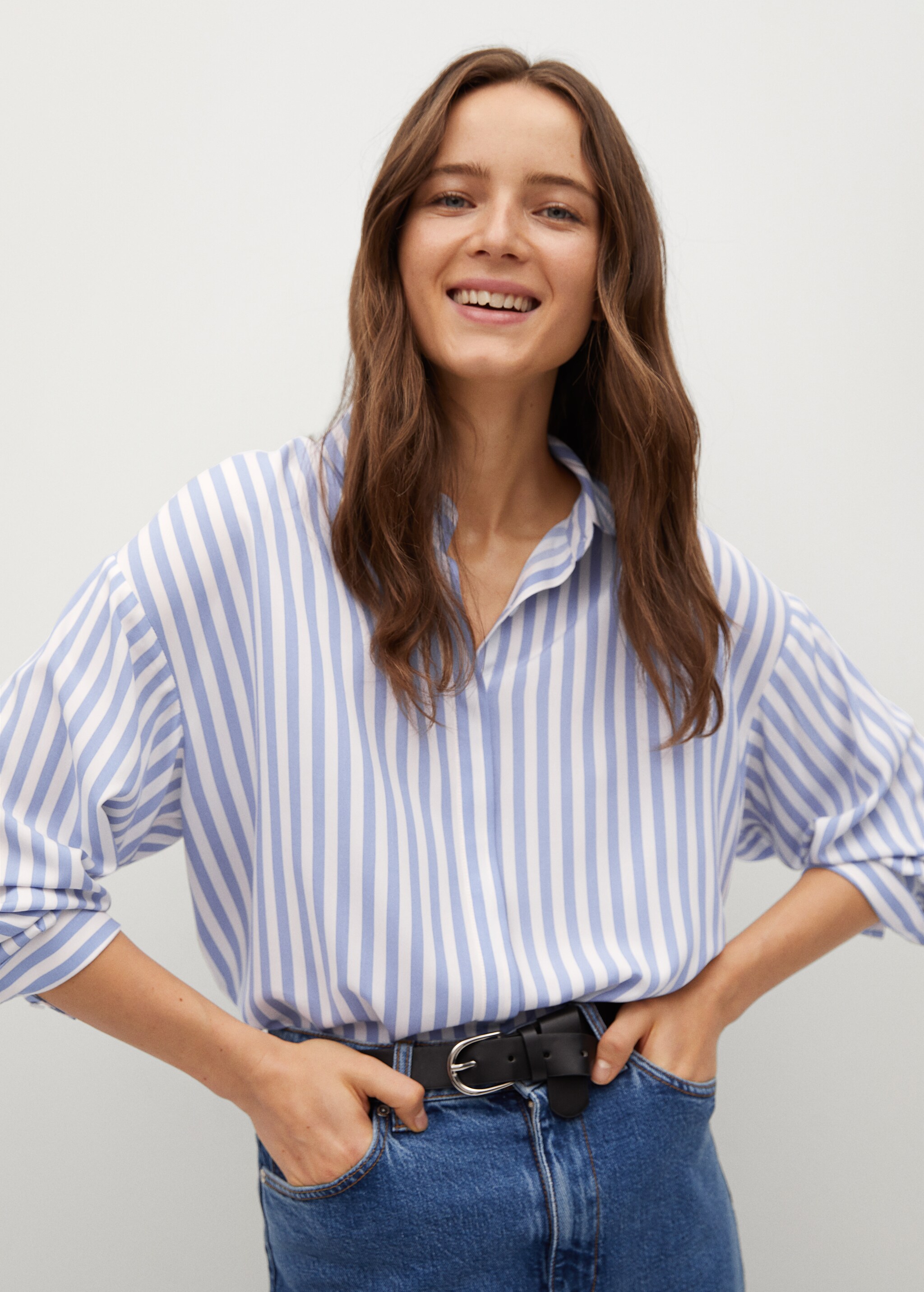 Camisa estampada fluida - Plano medio