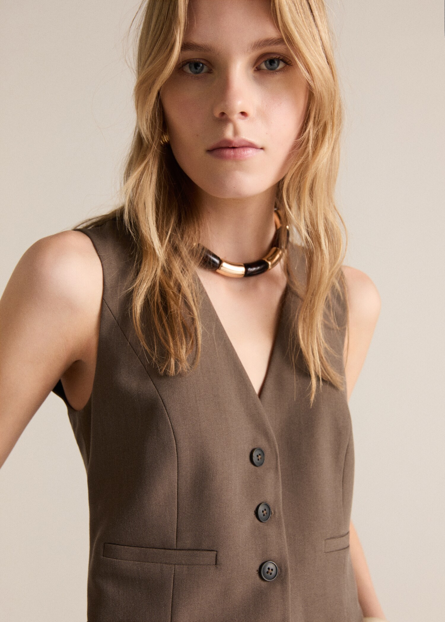 Mono largo estilo traje - Detalle del artículo 1