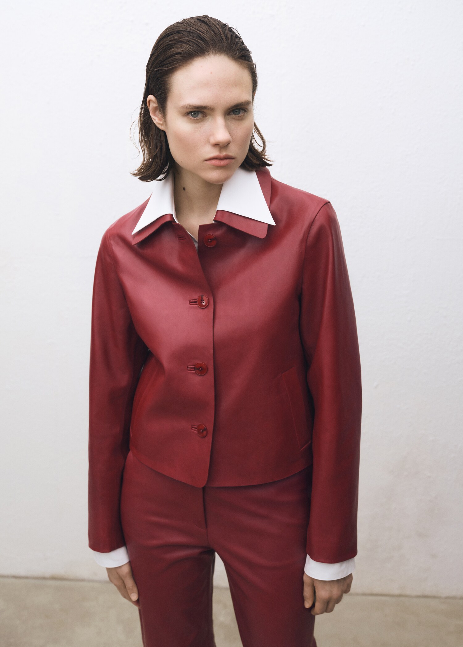 Veste cuir boutons - Plan moyen