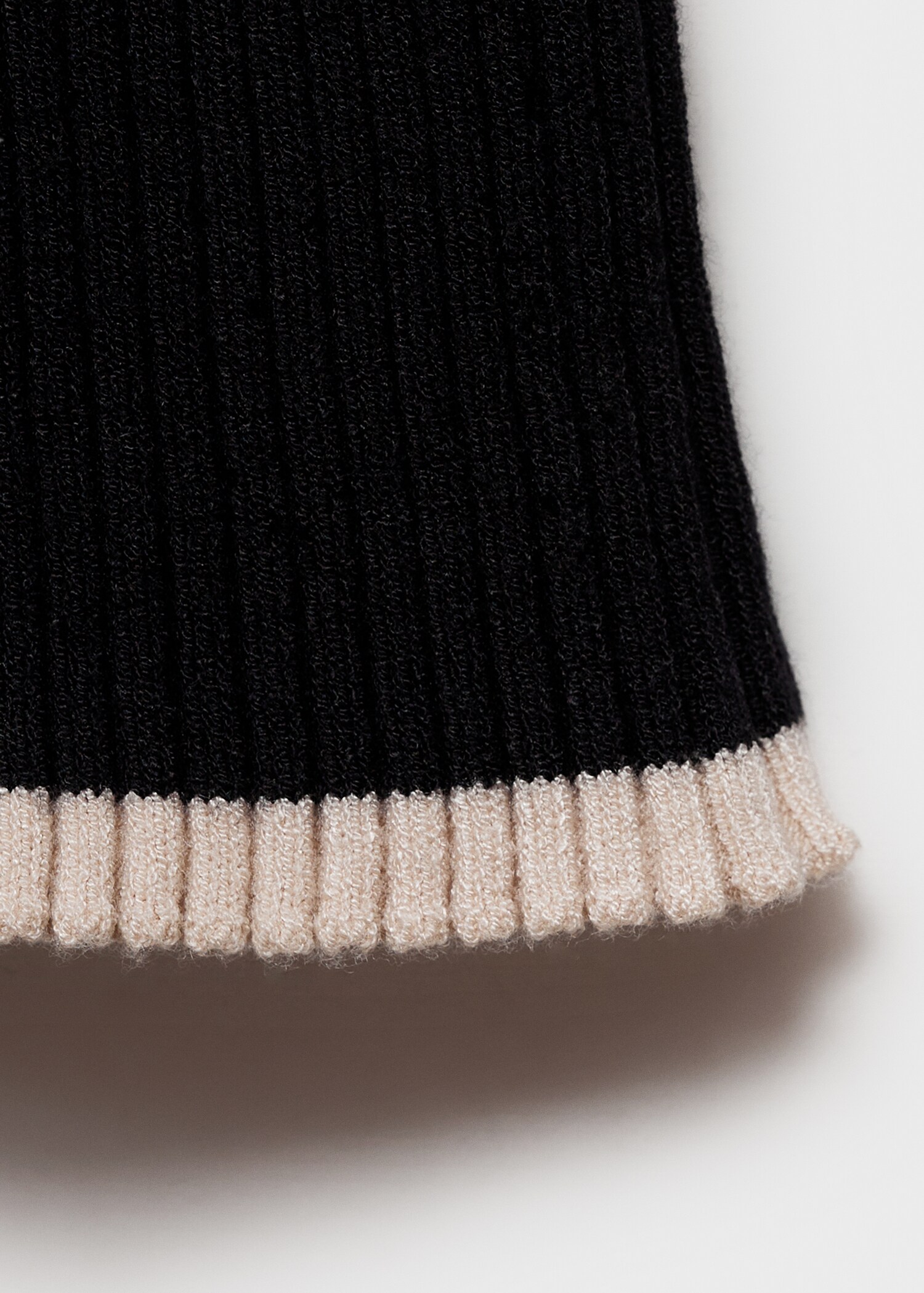 Robe maille liserés contrastants - Détail de l'article 0