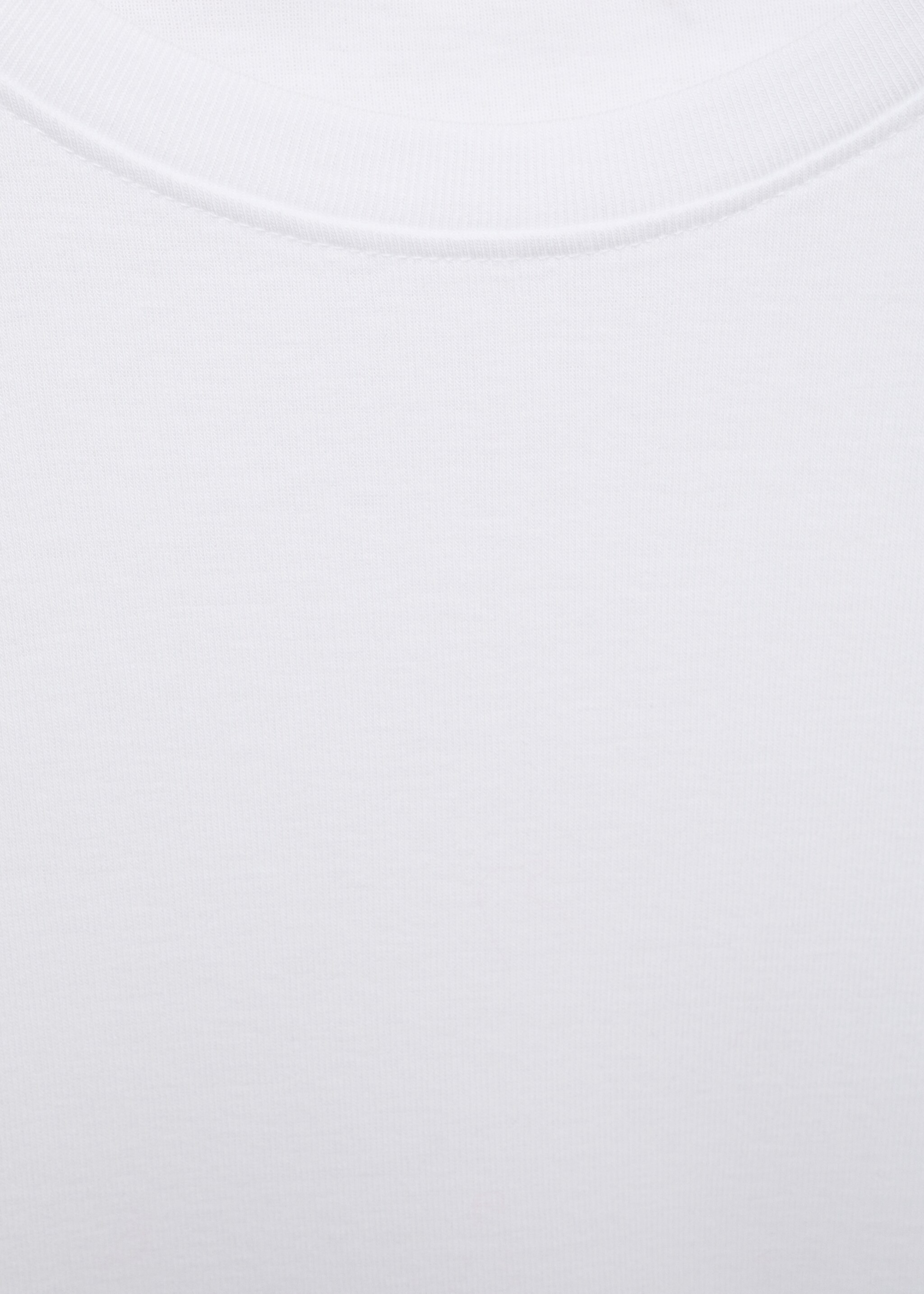 Samarreta cotó entallada - Detall de l'article 8, Blanc. Ref: 87094088-00.