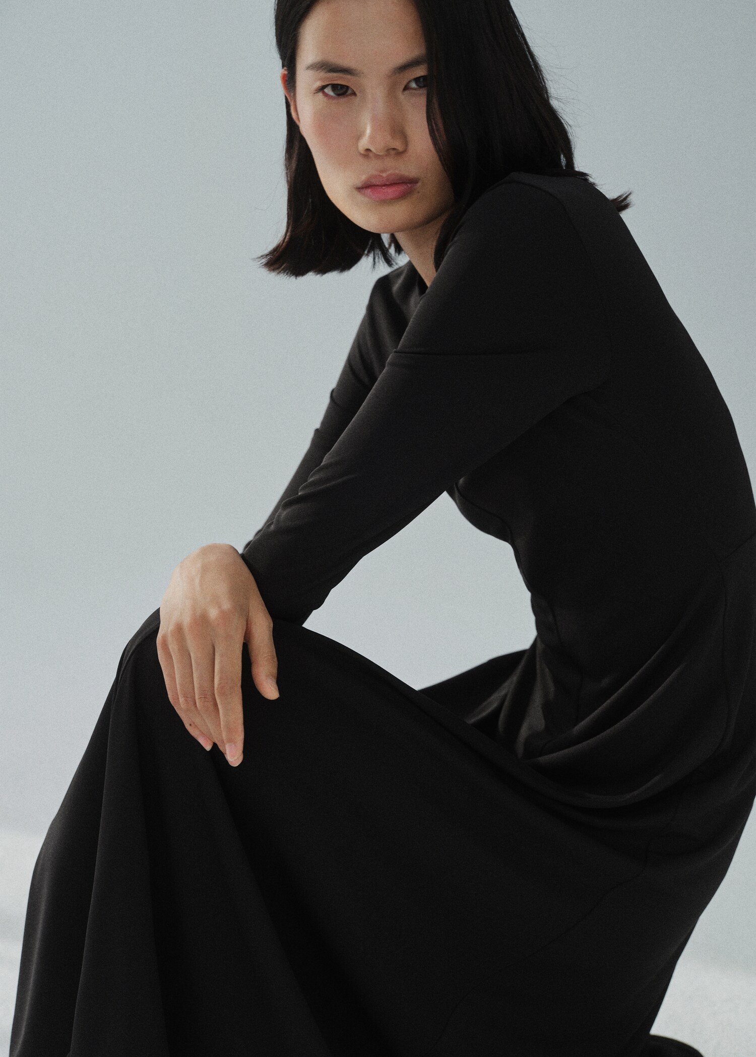 Long flared knitted dress - Details of the article 1