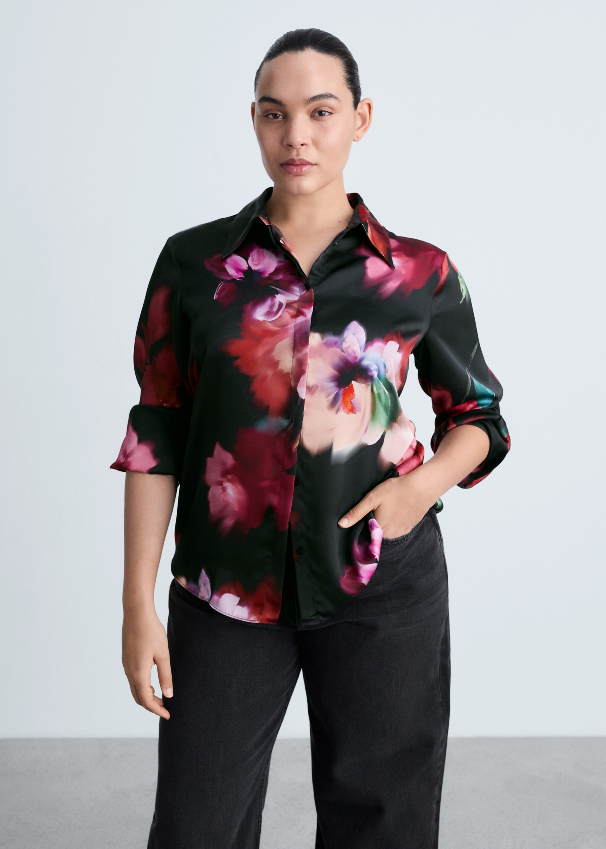 Satin print shirt - Details of the article 5, Black. Ref: 87094093-00.