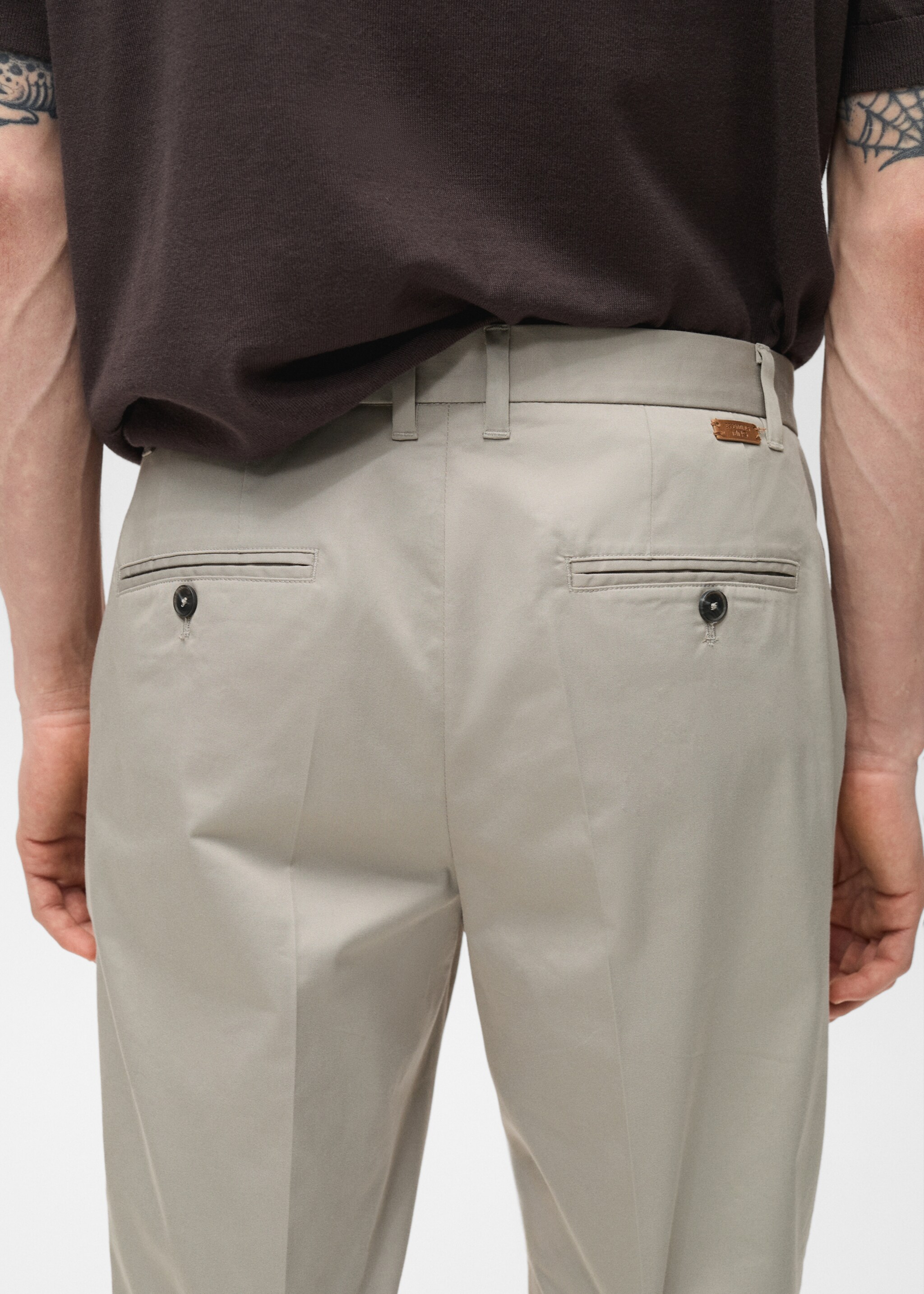 Pantalon Dublino chino slim-fit - Détail de l'article 6, Gris glacé. Ref: 87094387-00.