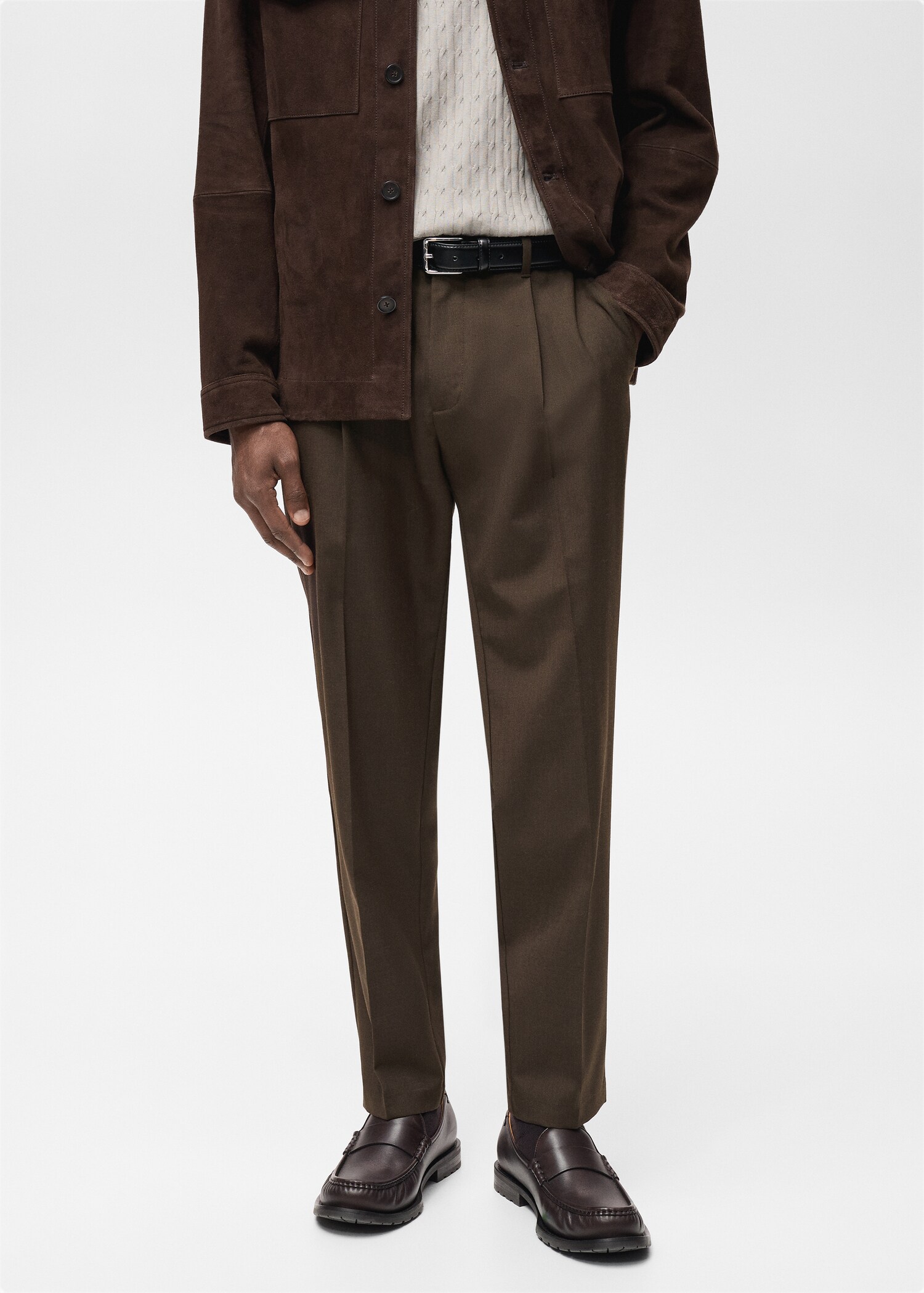 Slim-Fit-Bundfaltenhose aus Cool Wool - Mittlere Ansicht