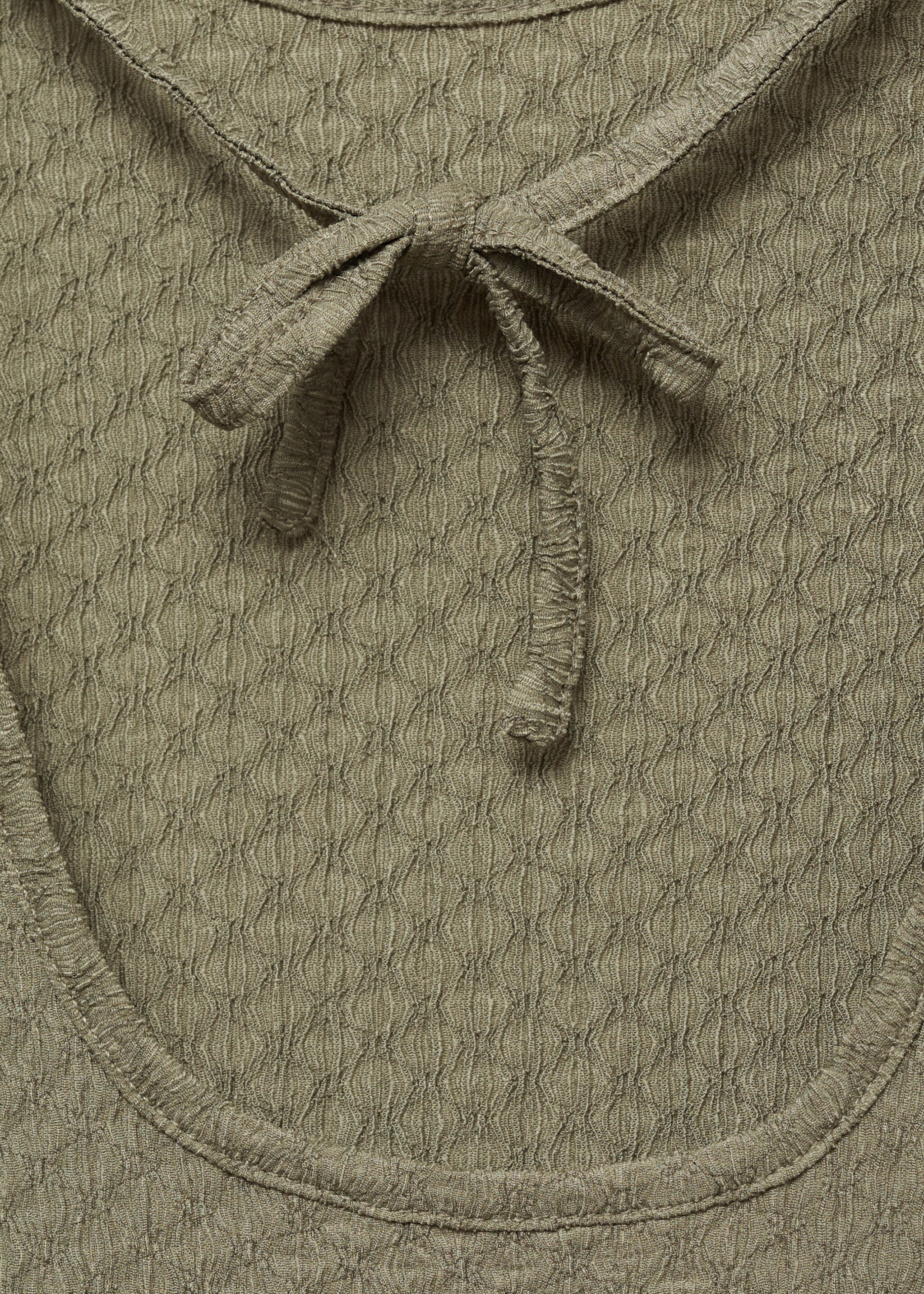 Long textured dress - Details of the article 0, Khaki. Ref: 87094407-00.