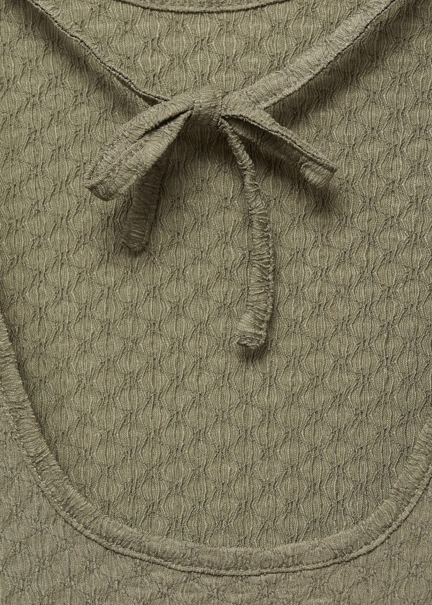 Long textured dress - Details of the article 0