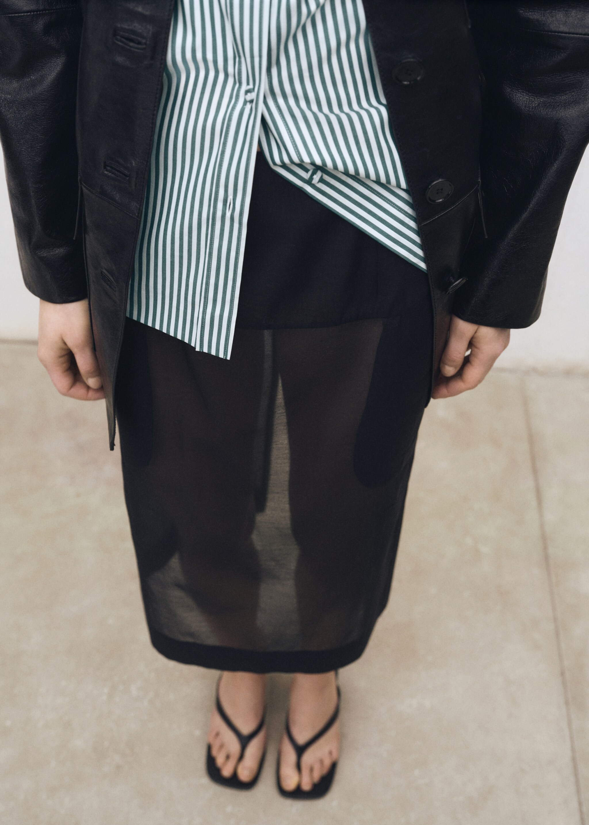 Semi-transparent silk midi-skirt - Medium plane, Black. Ref: 87094418-00.