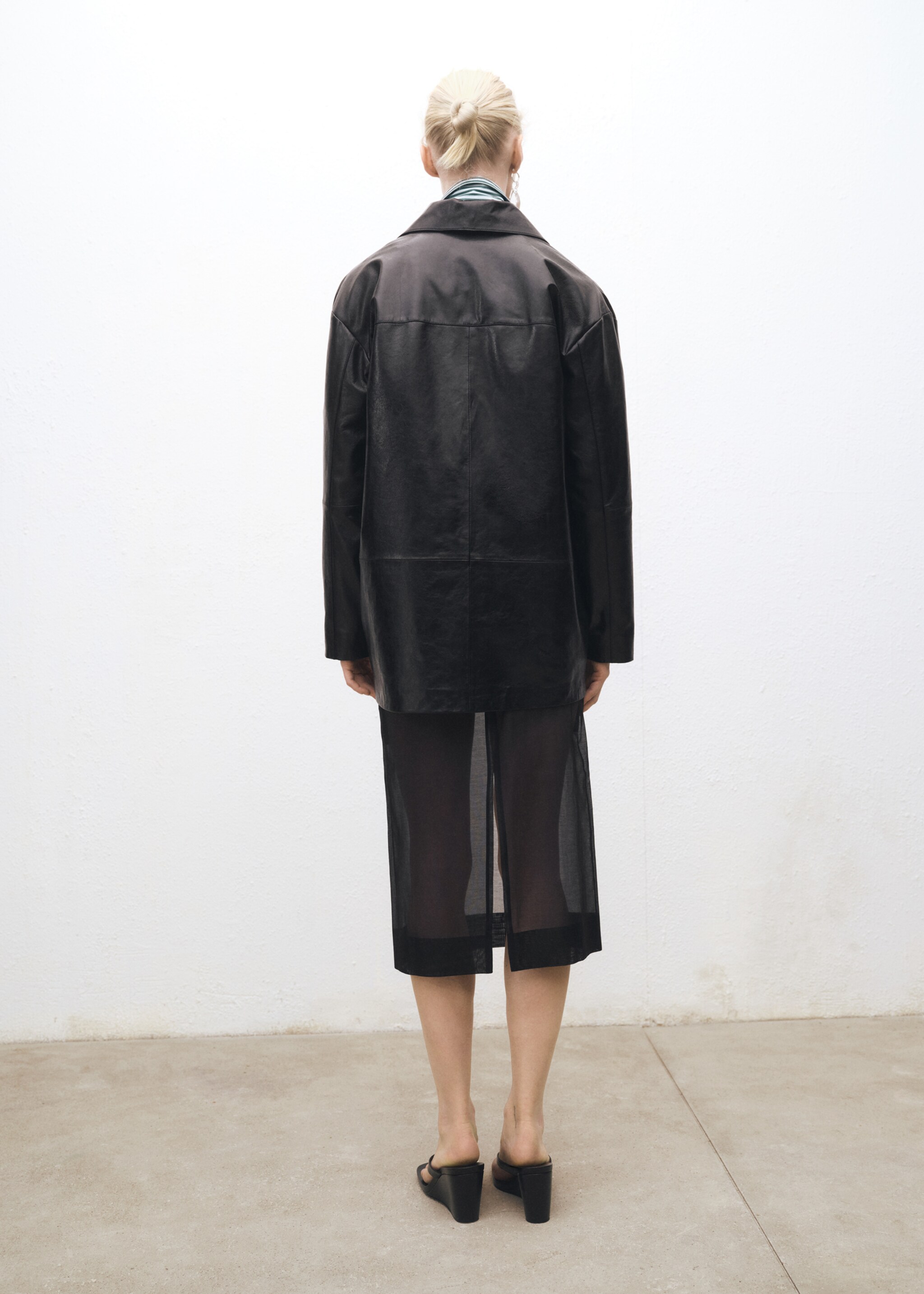 Semi-transparent silk midi-skirt - Reverse of the article, Black. Ref: 87094418-00.