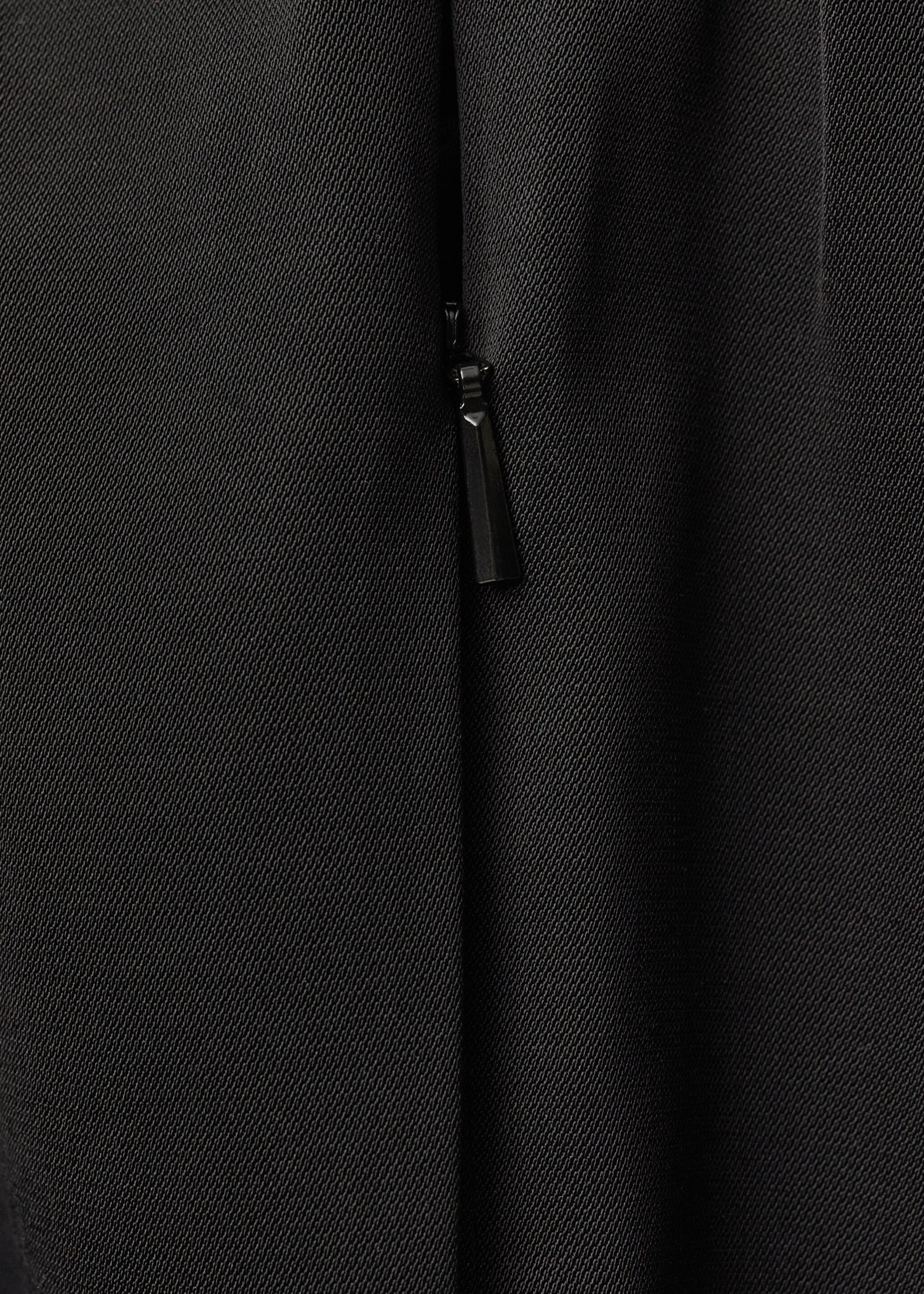 Straight gathered skirt - Details of the article 8, Black. Ref: 87094423-00.