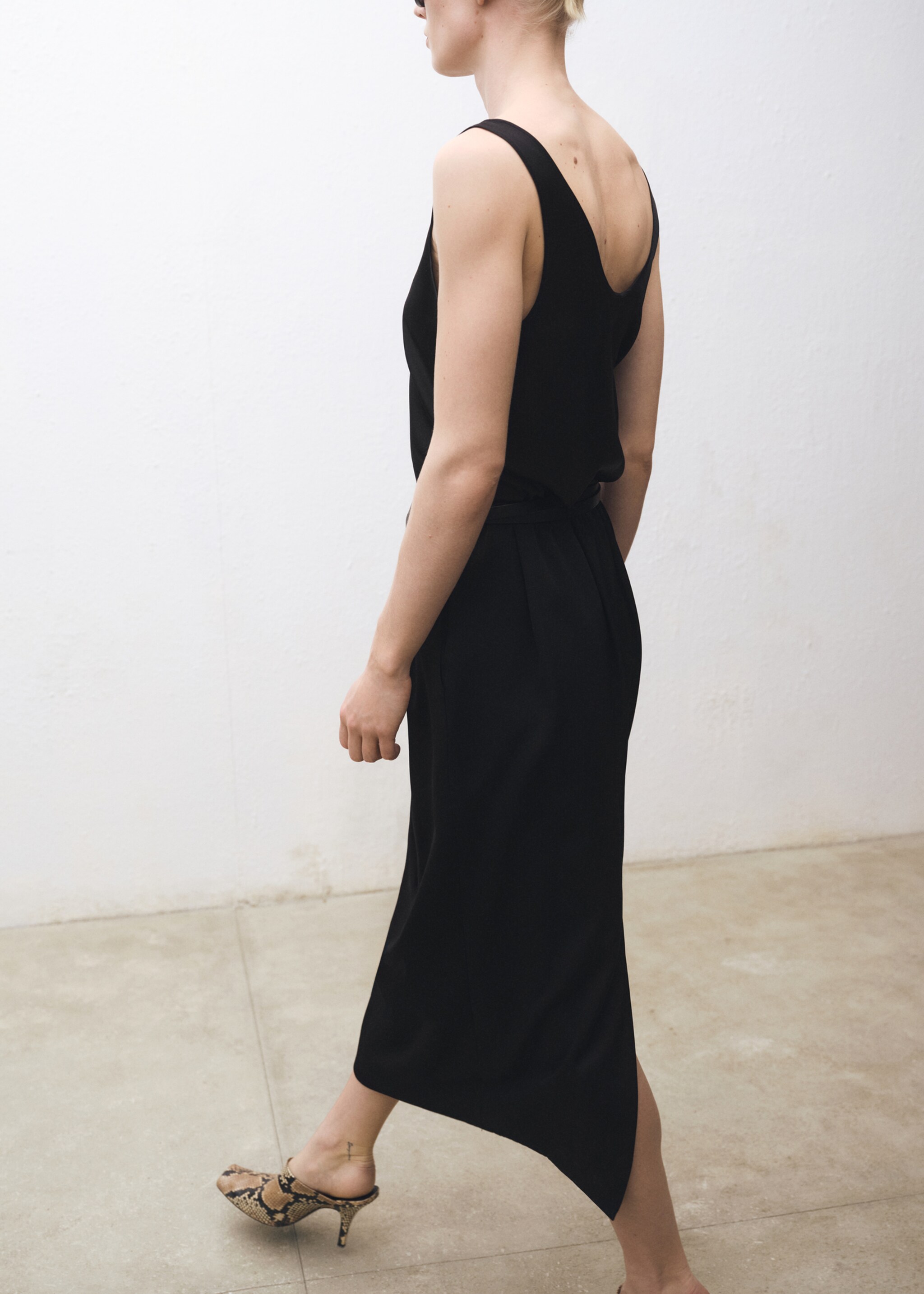 Straight gathered skirt - Reverse of the article, Black. Ref: 87094423-00.