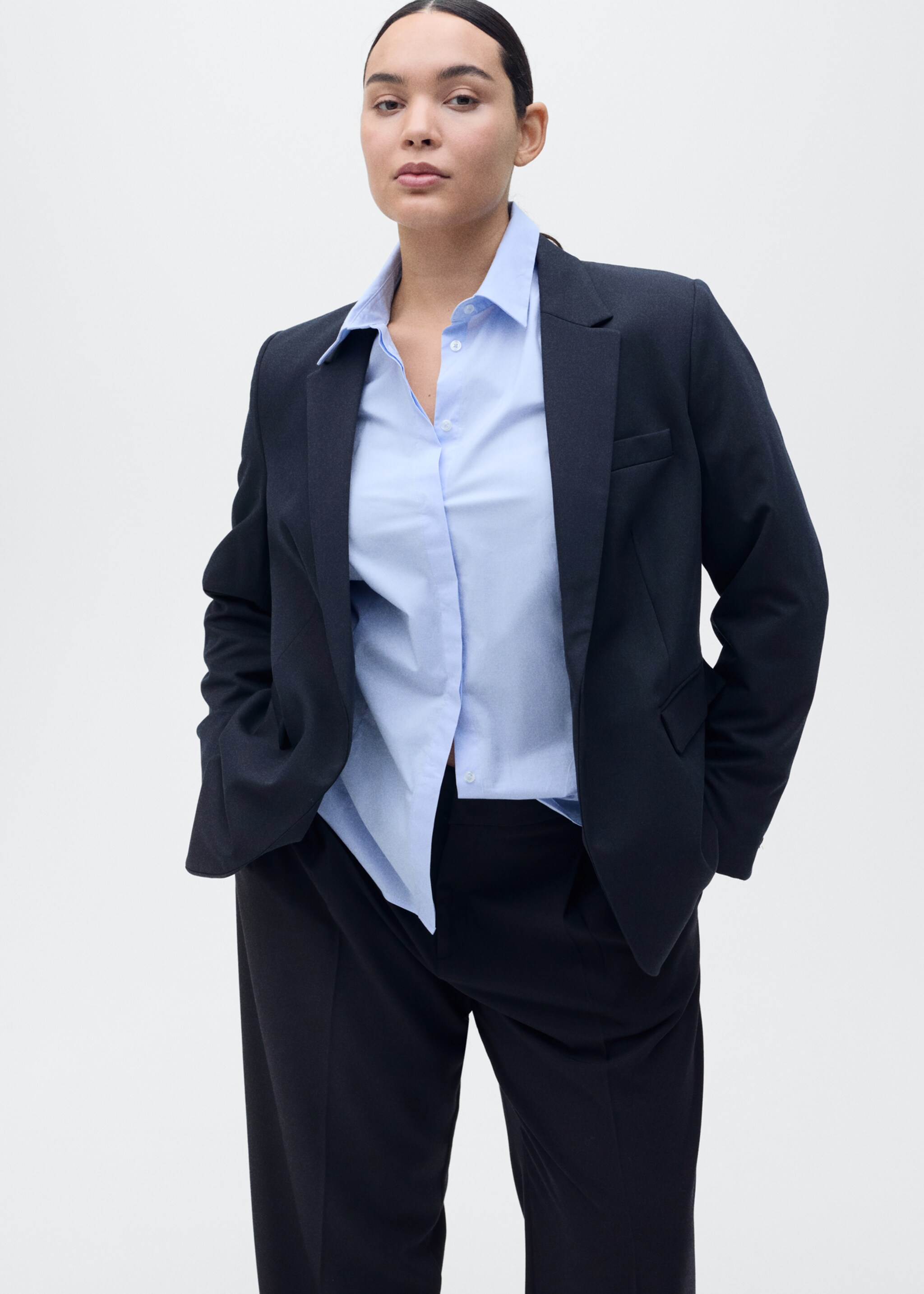 Pantalón recto pinzas - Detalle del artículo 5, Azul marino oscuro. Ref: 87094799-00.