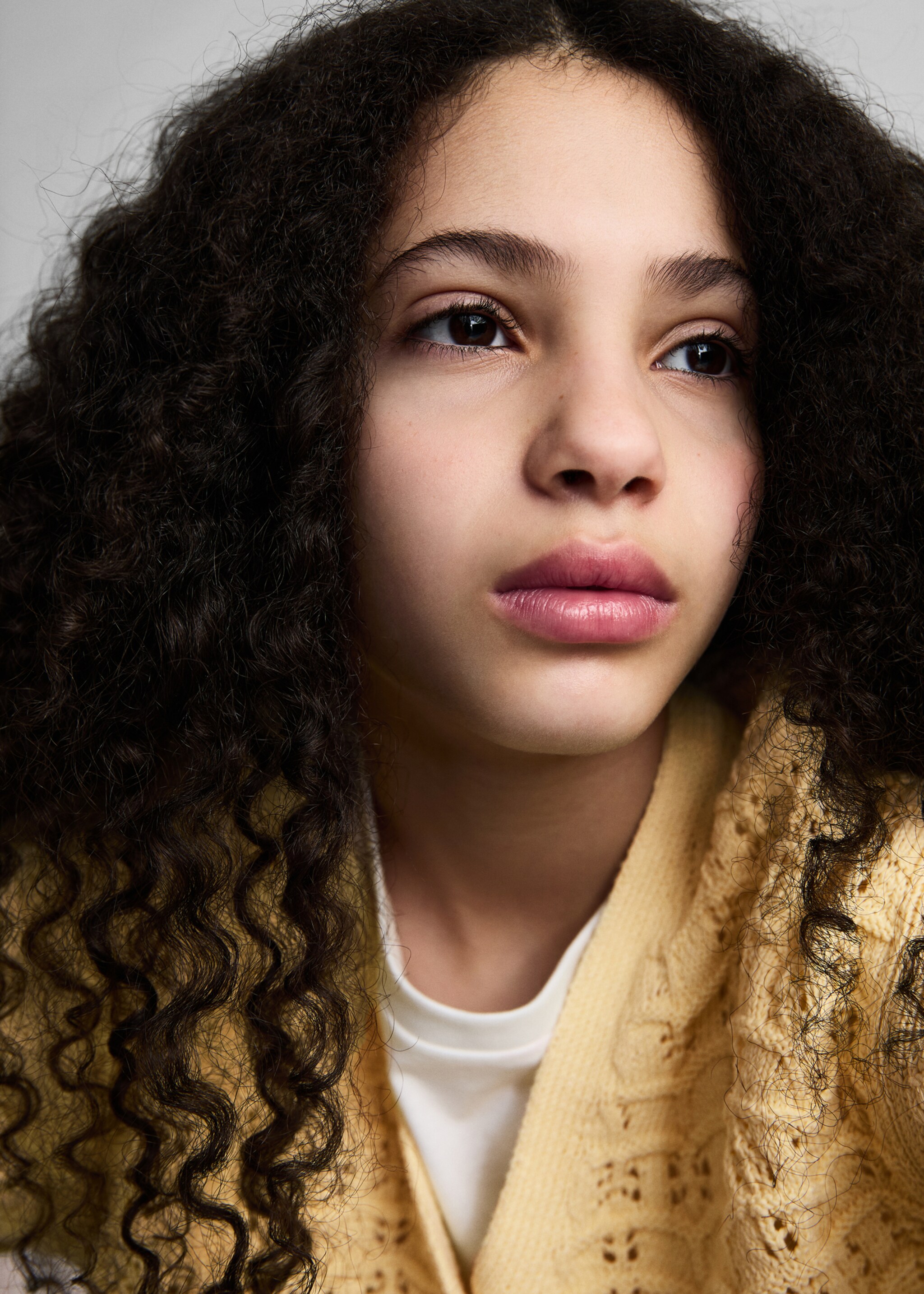 Openwork knit cardigan - Details of the article 1, Pastel Yellow. Ref: 87094804-00.