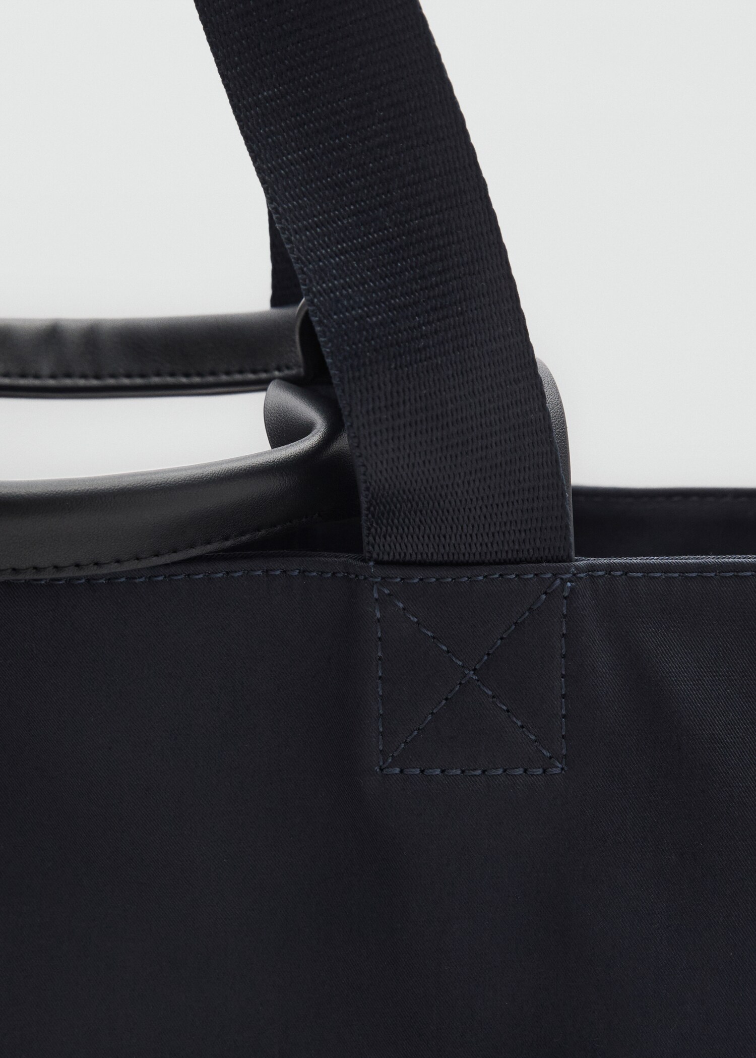 Cotton tote bag with pockets - Details of the article 2