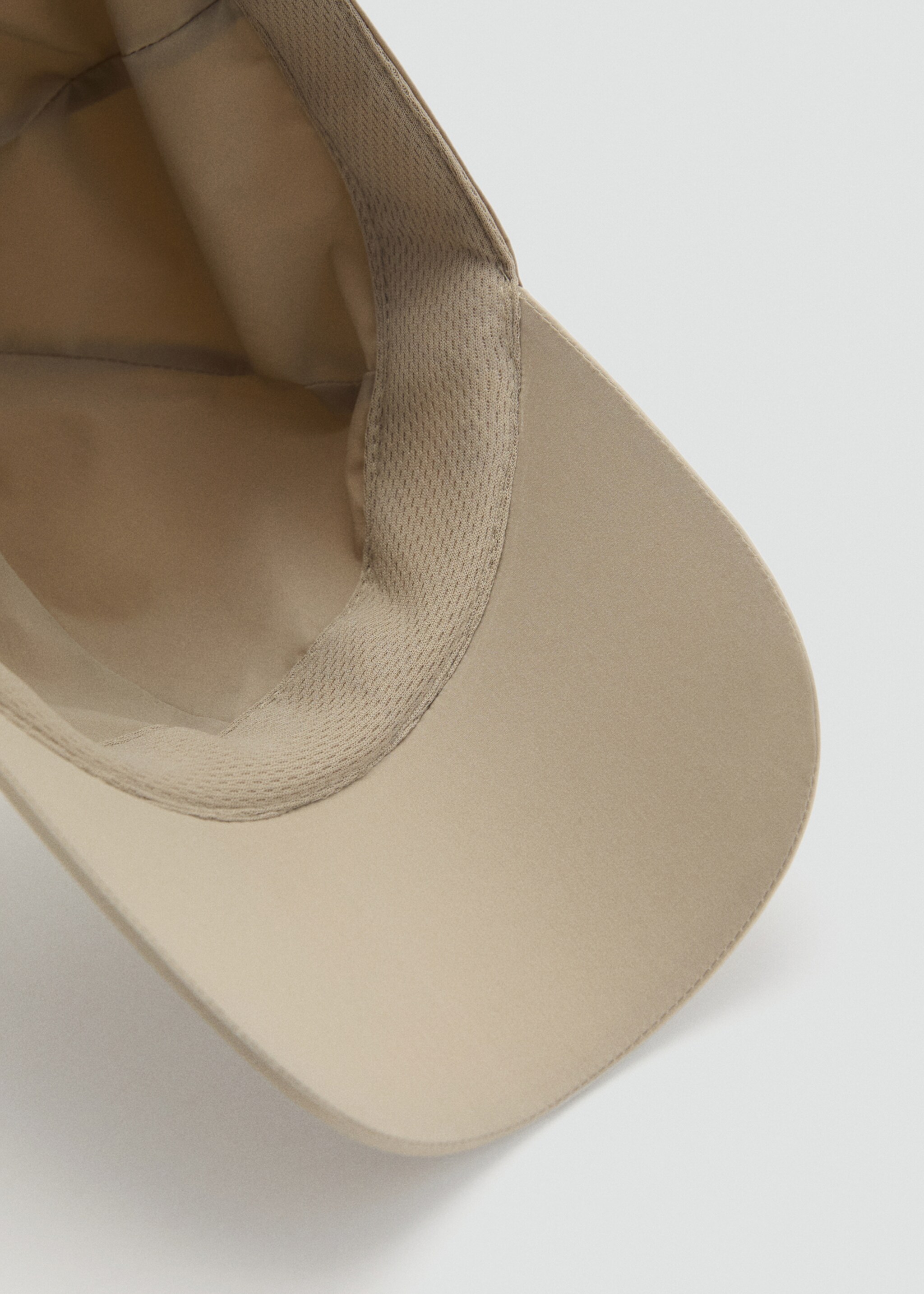 Gorra visera - Detall de l'article 2, Beige. Ref: 87094809-00.