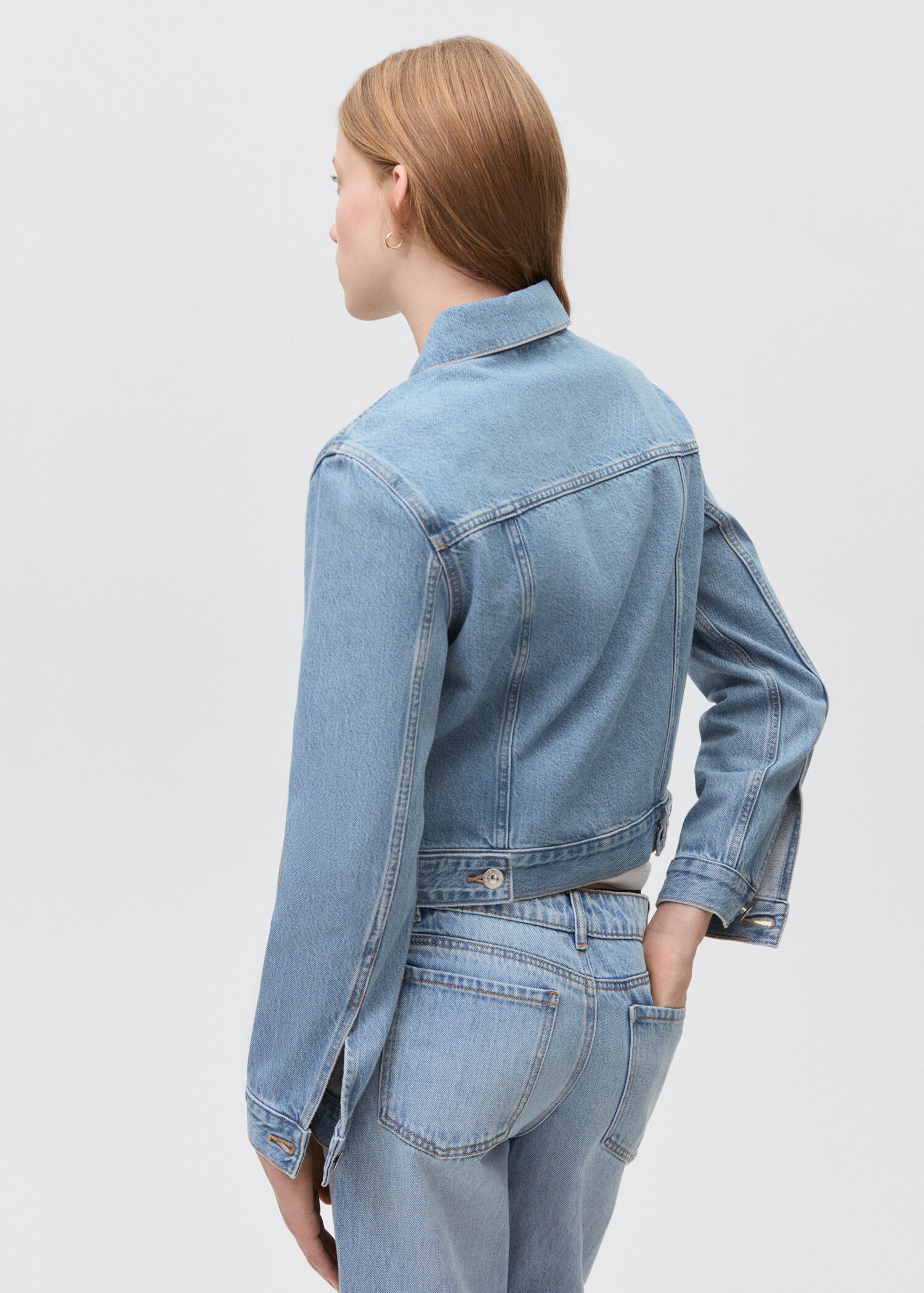 Denim jacket - Reverse of the article