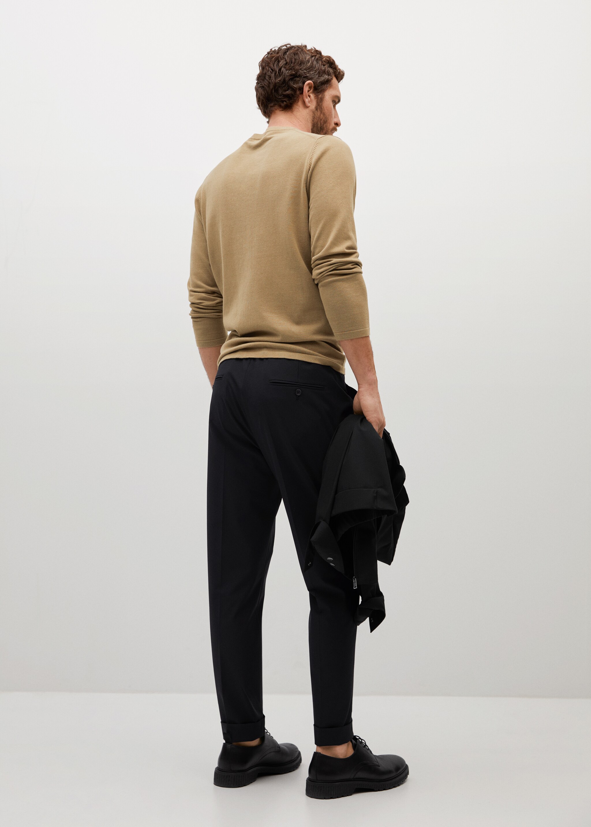Pantalón slim fit pinzas - Reverso del artículo