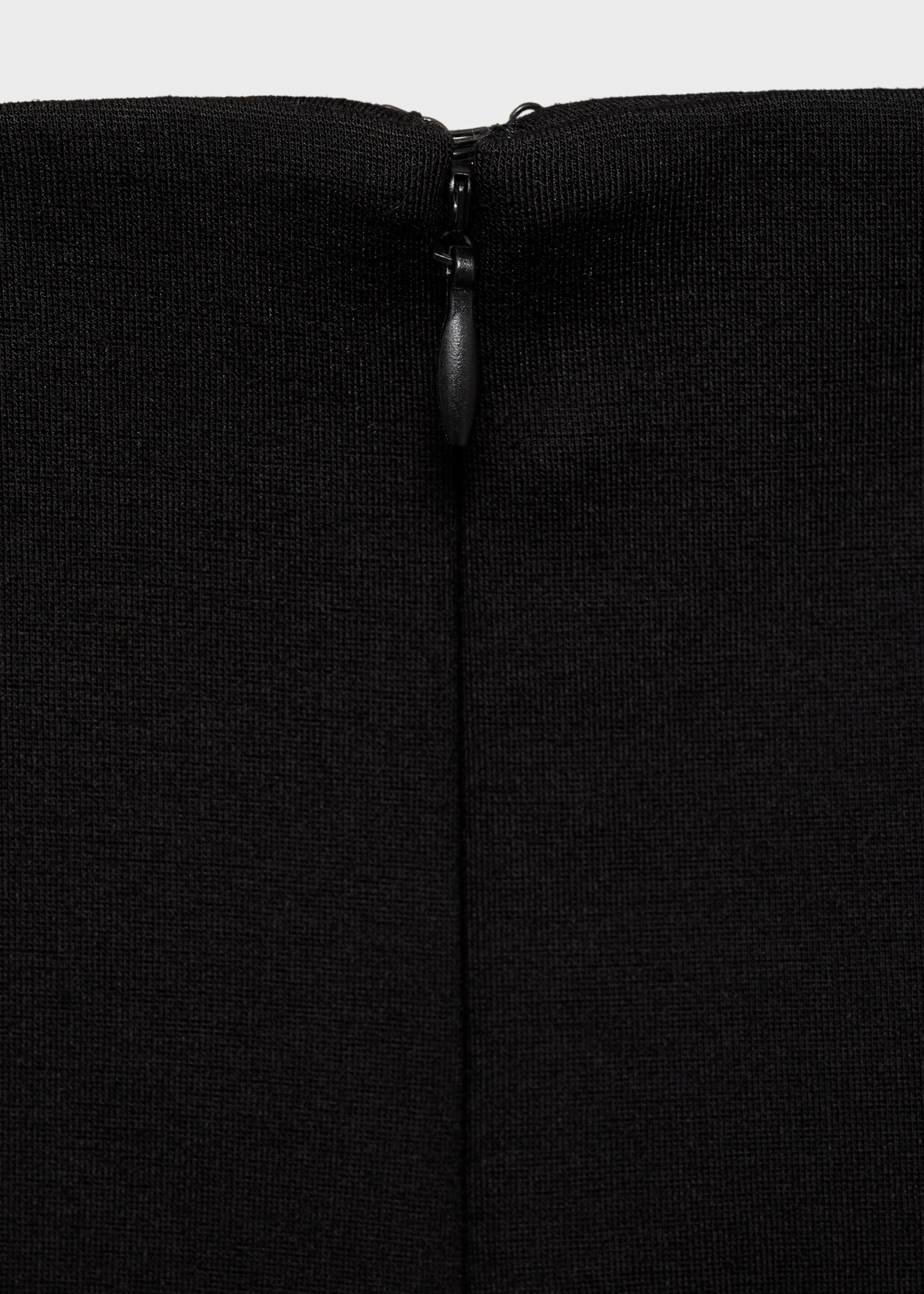 Top with wide straps - Details of the article 0, Black. Ref: 87095740-00.