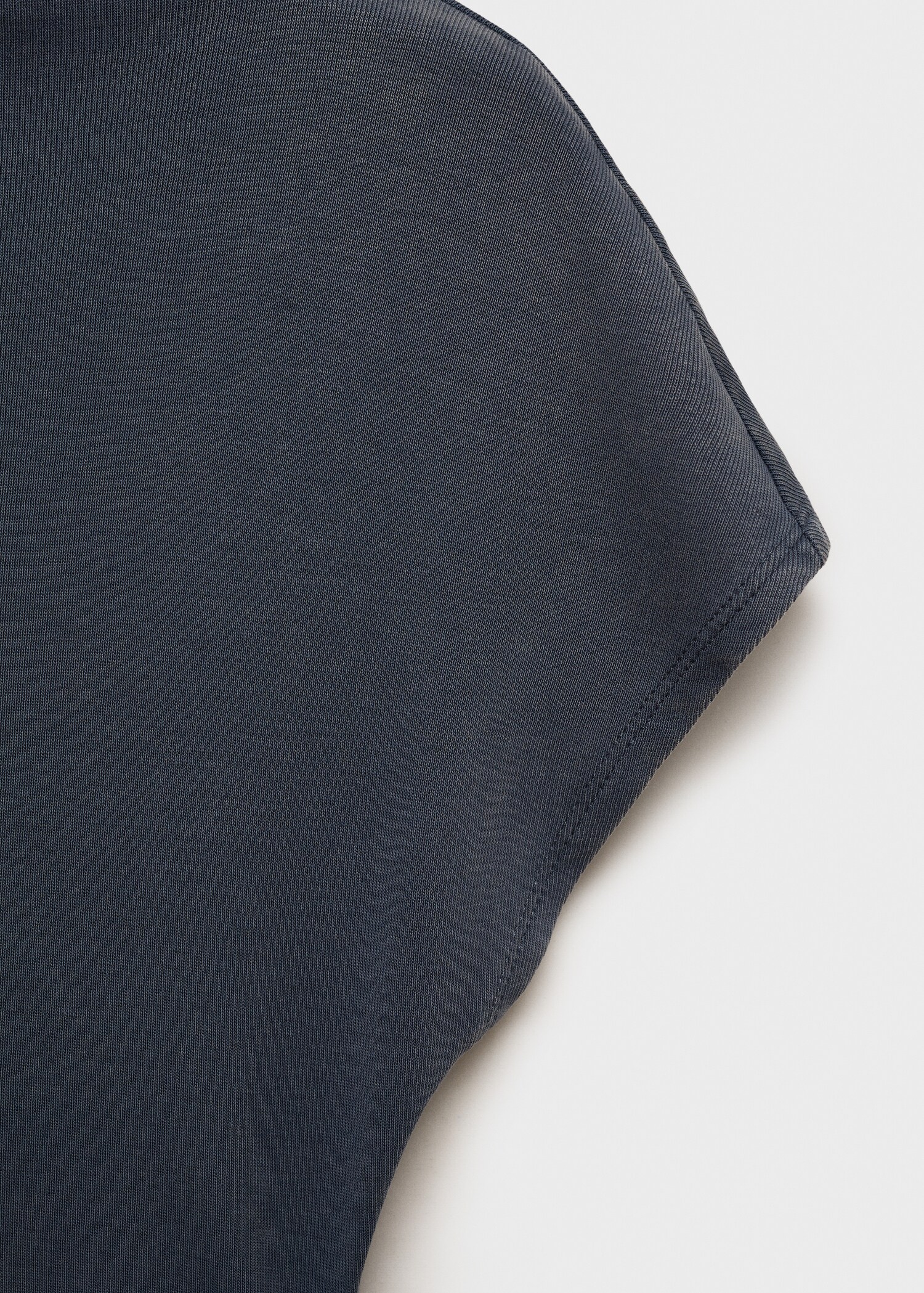 Midi-Kleid mit drapiertem Detail - Detail des Artikels 0