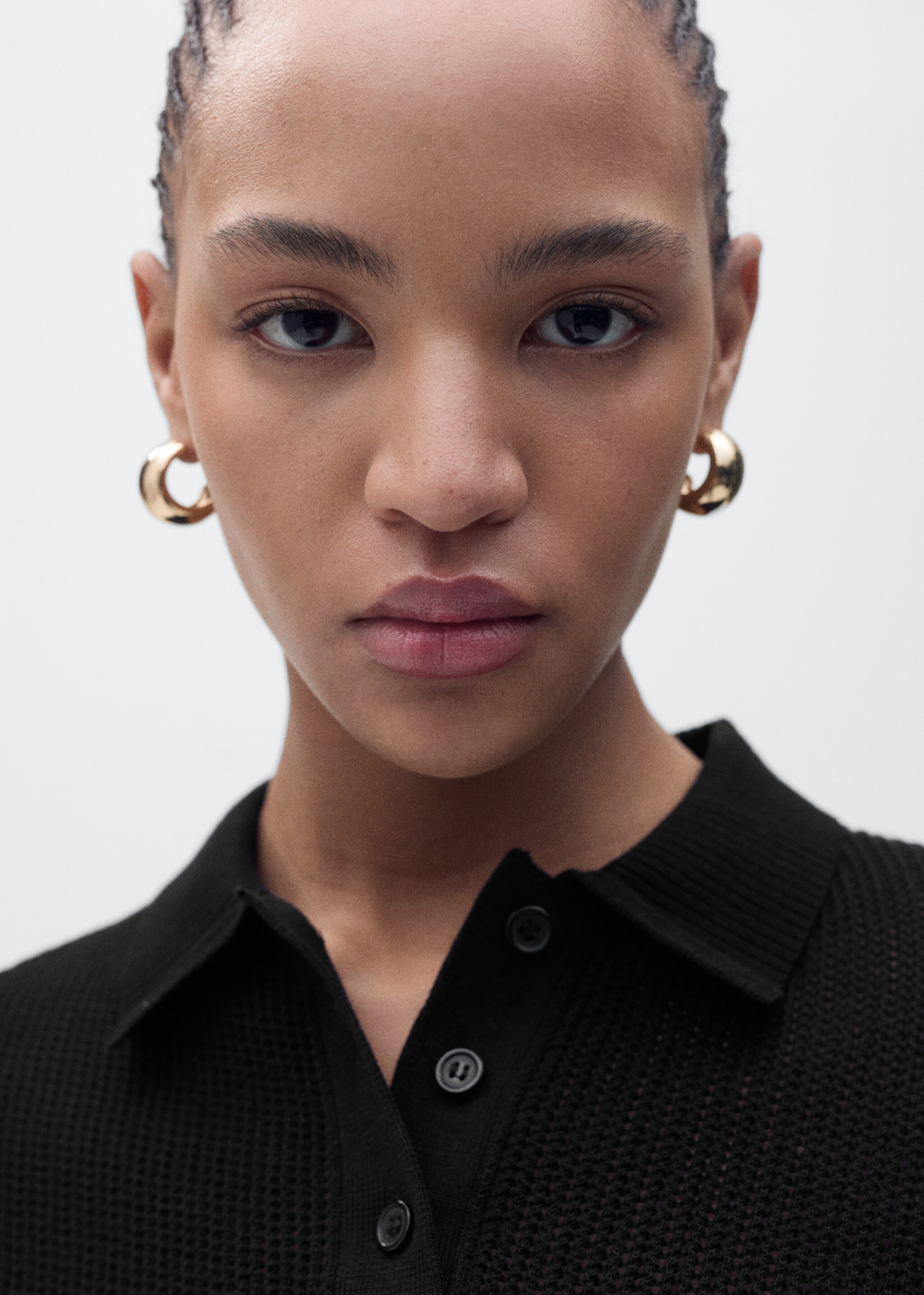 Gebreide ajour trui met polokraag - Detail van het artikel 1, Zwart. Ref: 87095745-00.