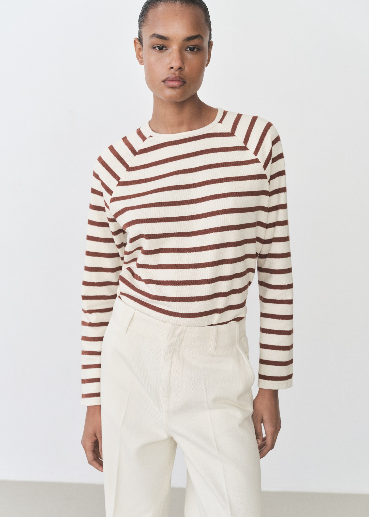 Rundhals-Sweatshirt - Mittlere Ansicht