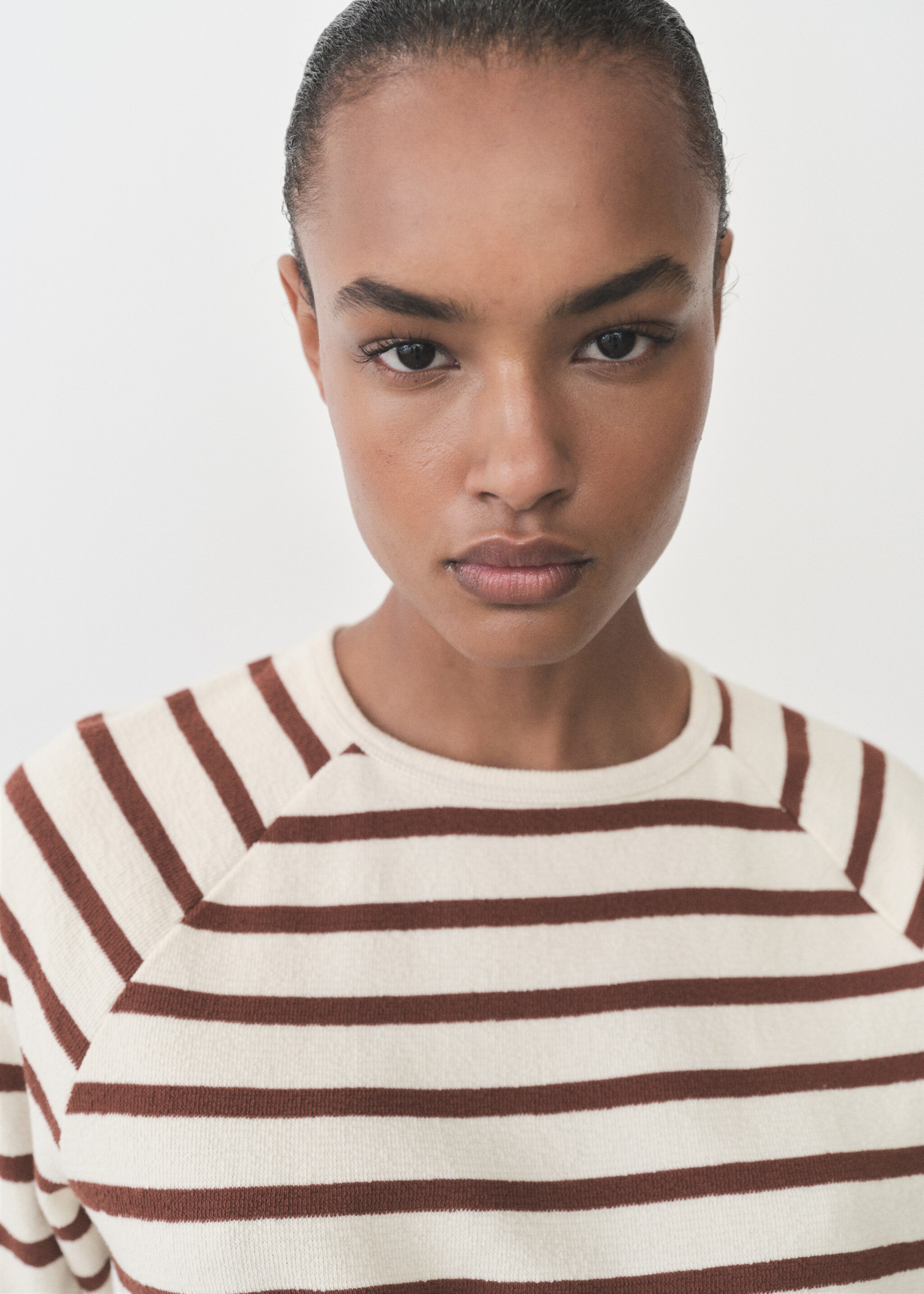 Rundhals-Sweatshirt - Detail des Artikels 1, Bräunliches Orange. Ref: 87095748-00.