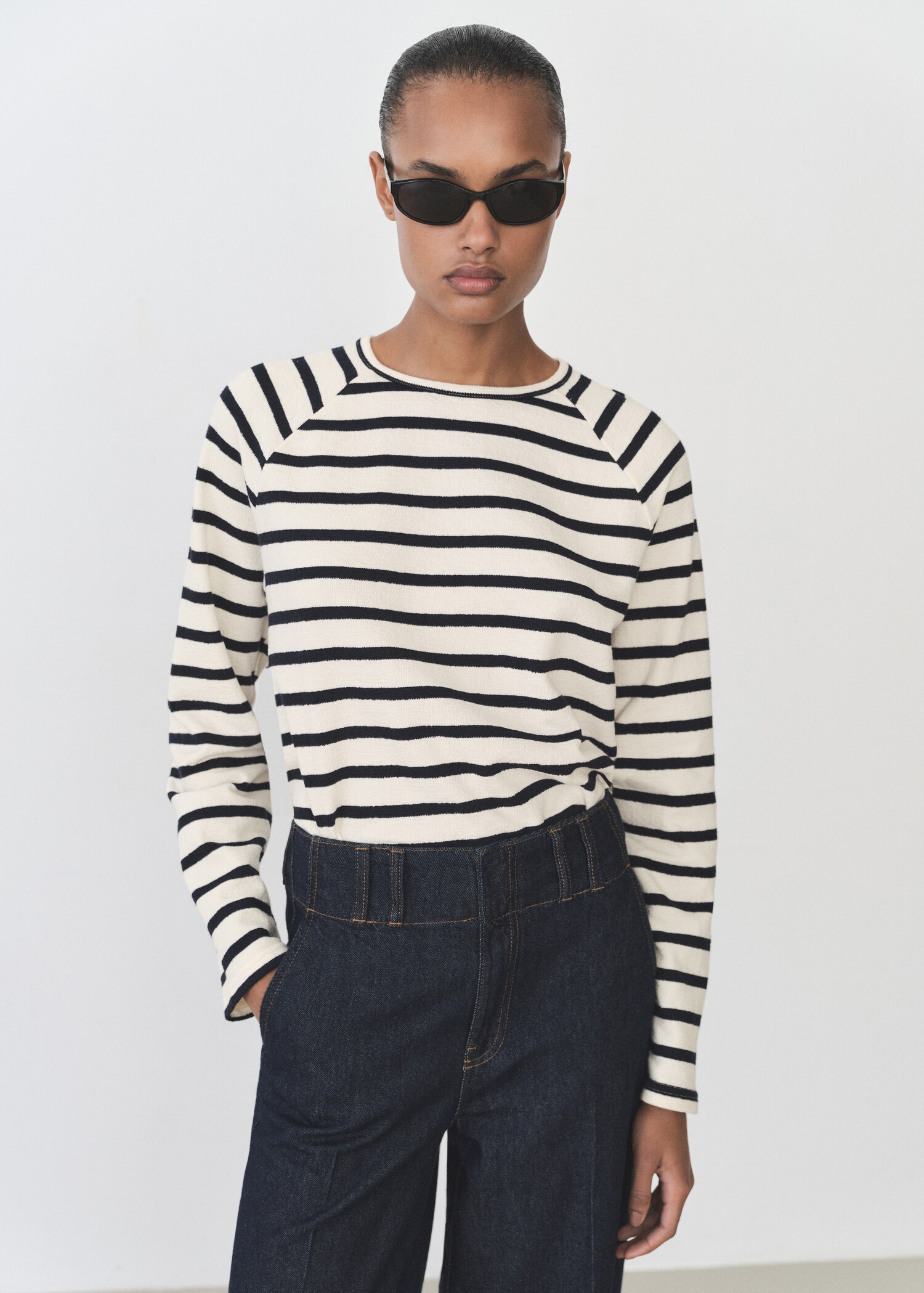 Rundhals-Sweatshirt - Mittlere Ansicht