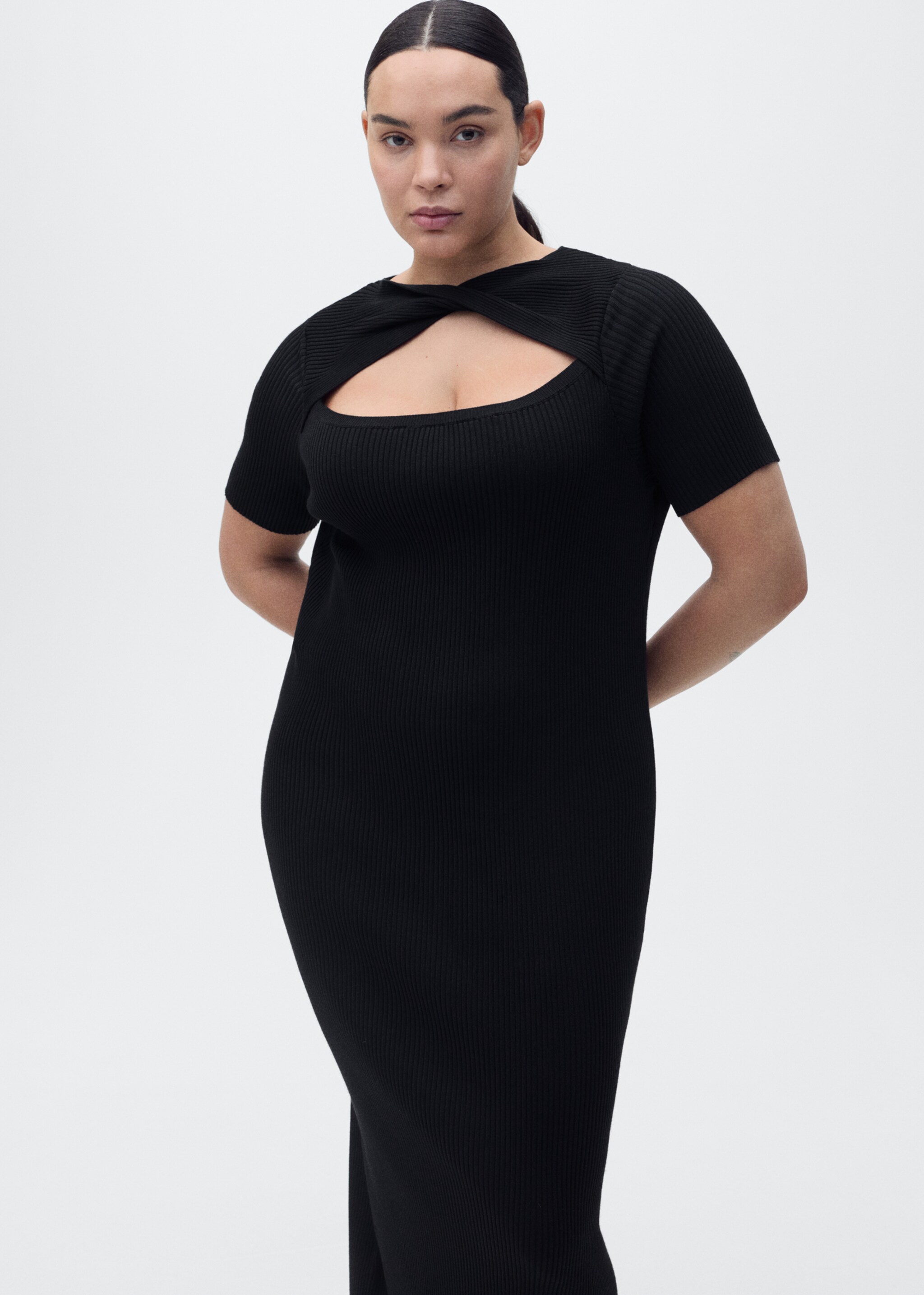 Ribbed midi-dress with slit neckline - Details of the article 5, Black. Ref: 87095753-00.