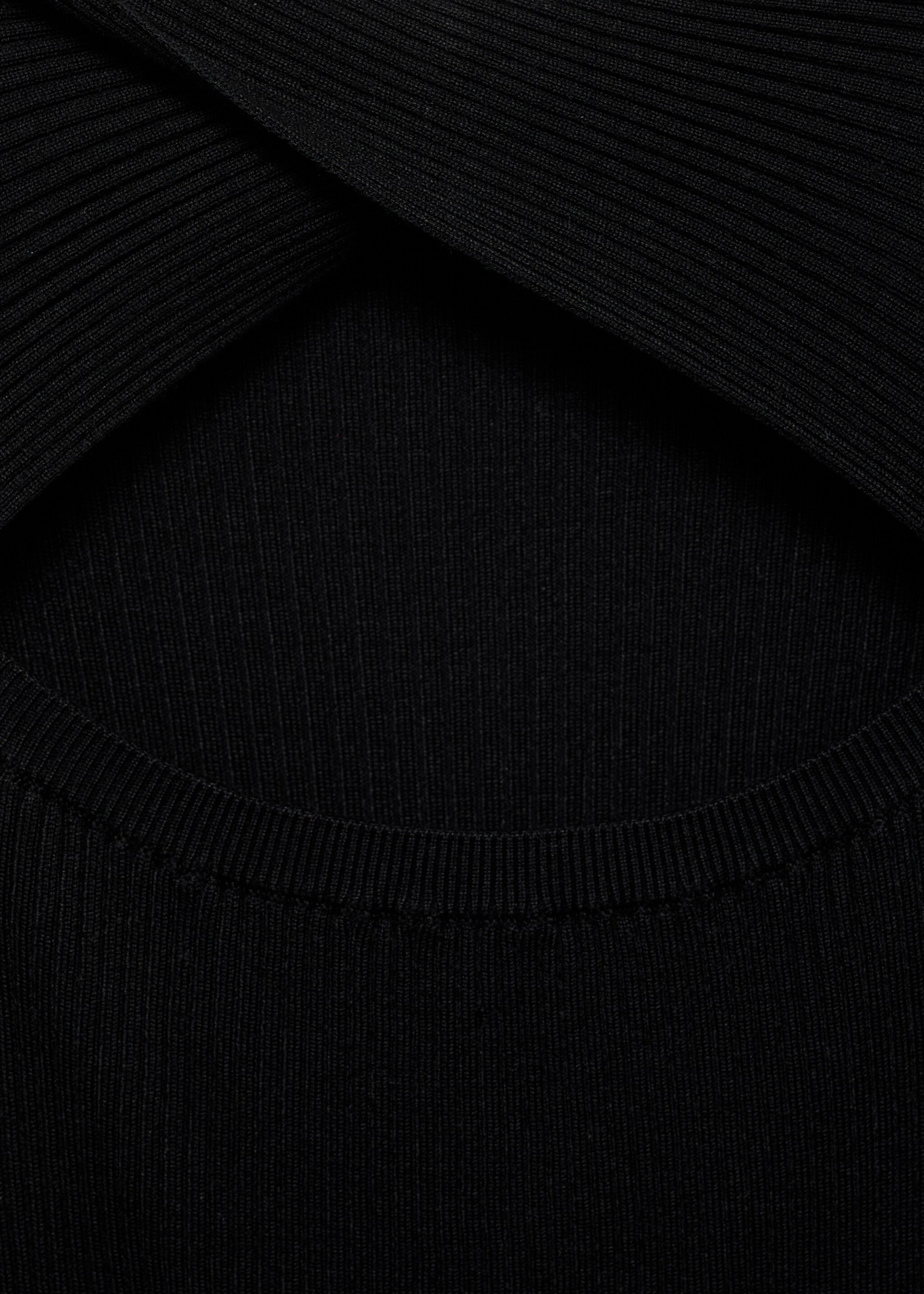 Ribbed midi-dress with slit neckline - Details of the article 8, Black. Ref: 87095753-00.