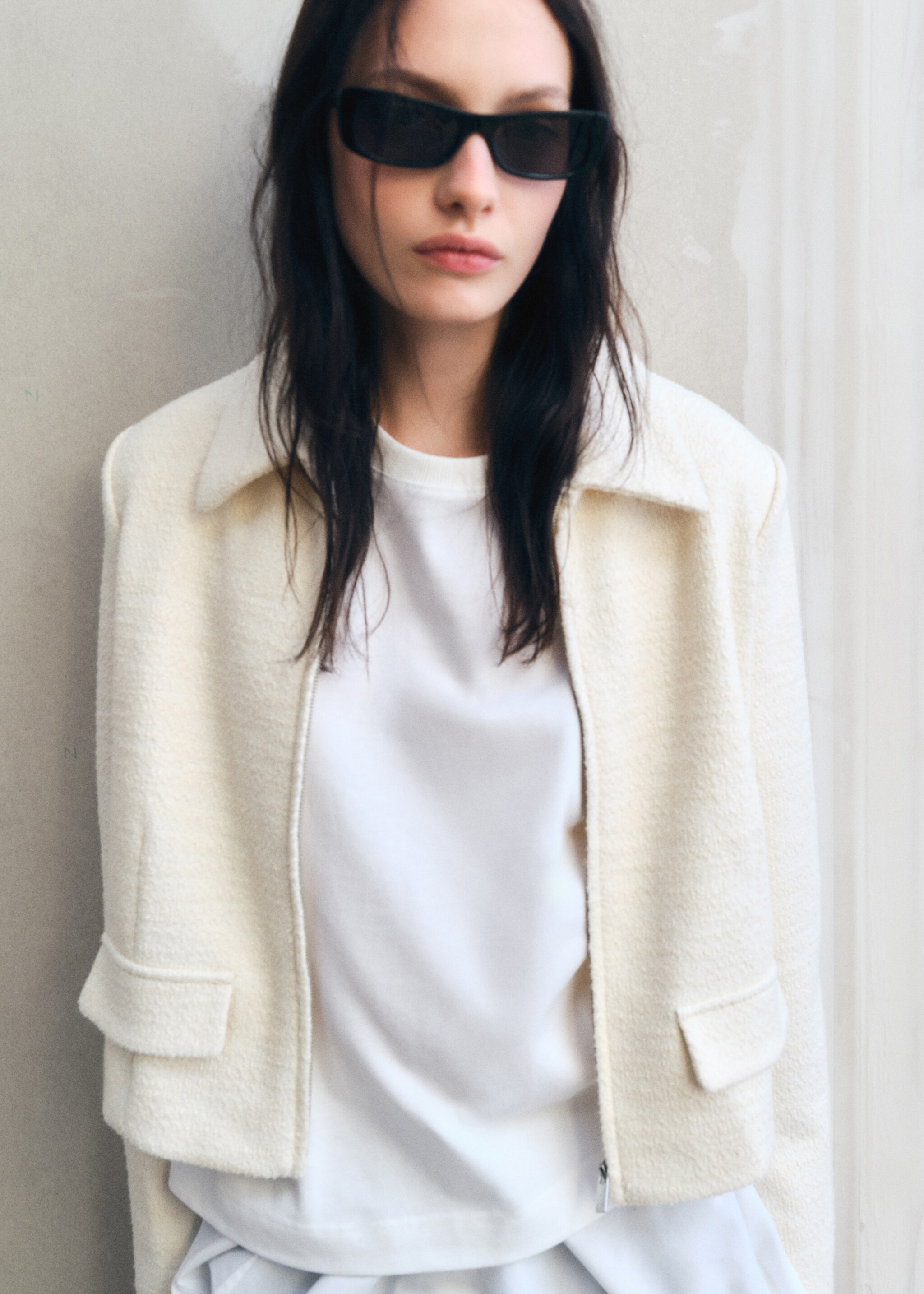 Cotton-blend jacket with lapel - Details of the article 6, Ecru. Ref: 87095756-00.