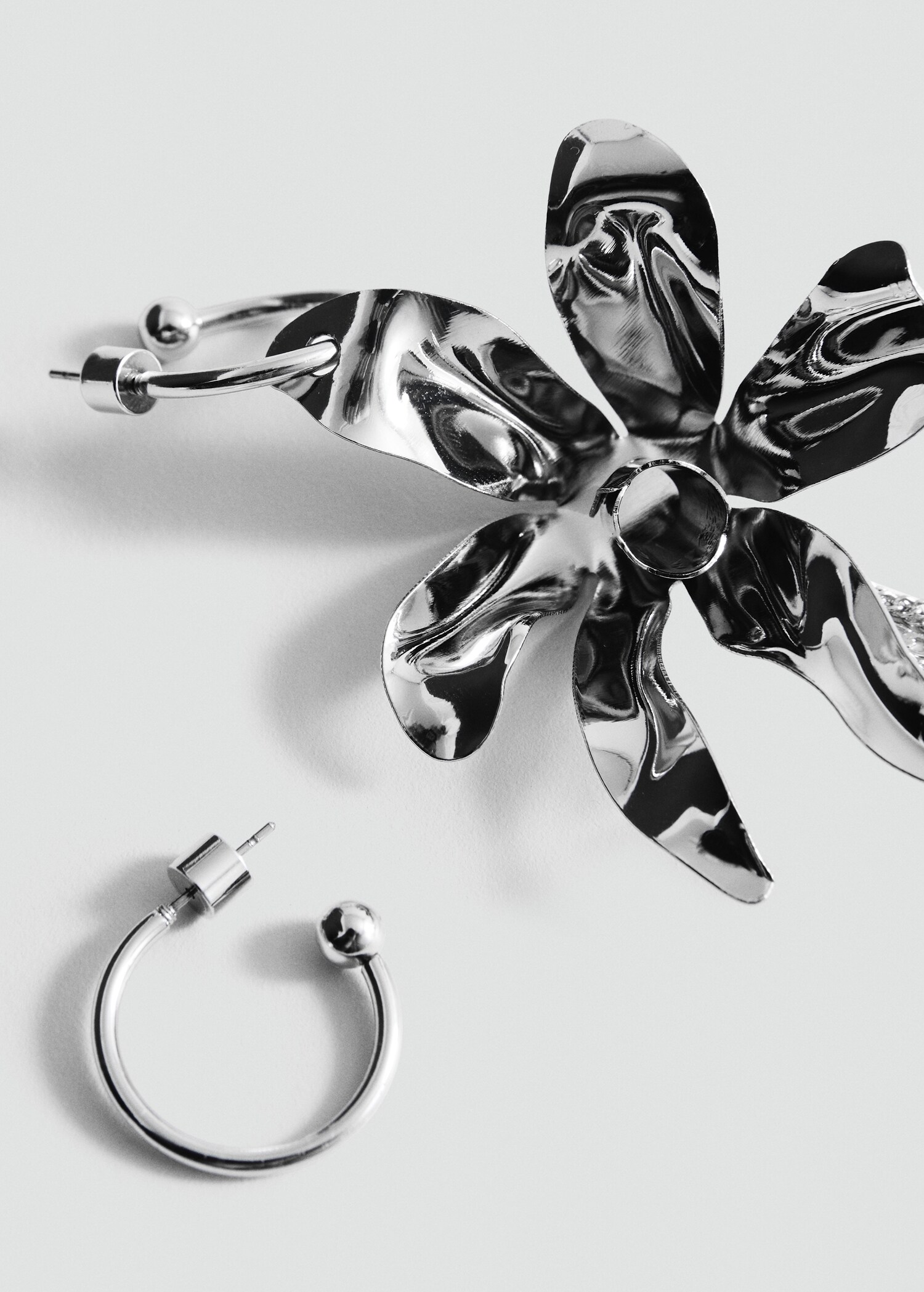 Long flower earrings - Medium plane