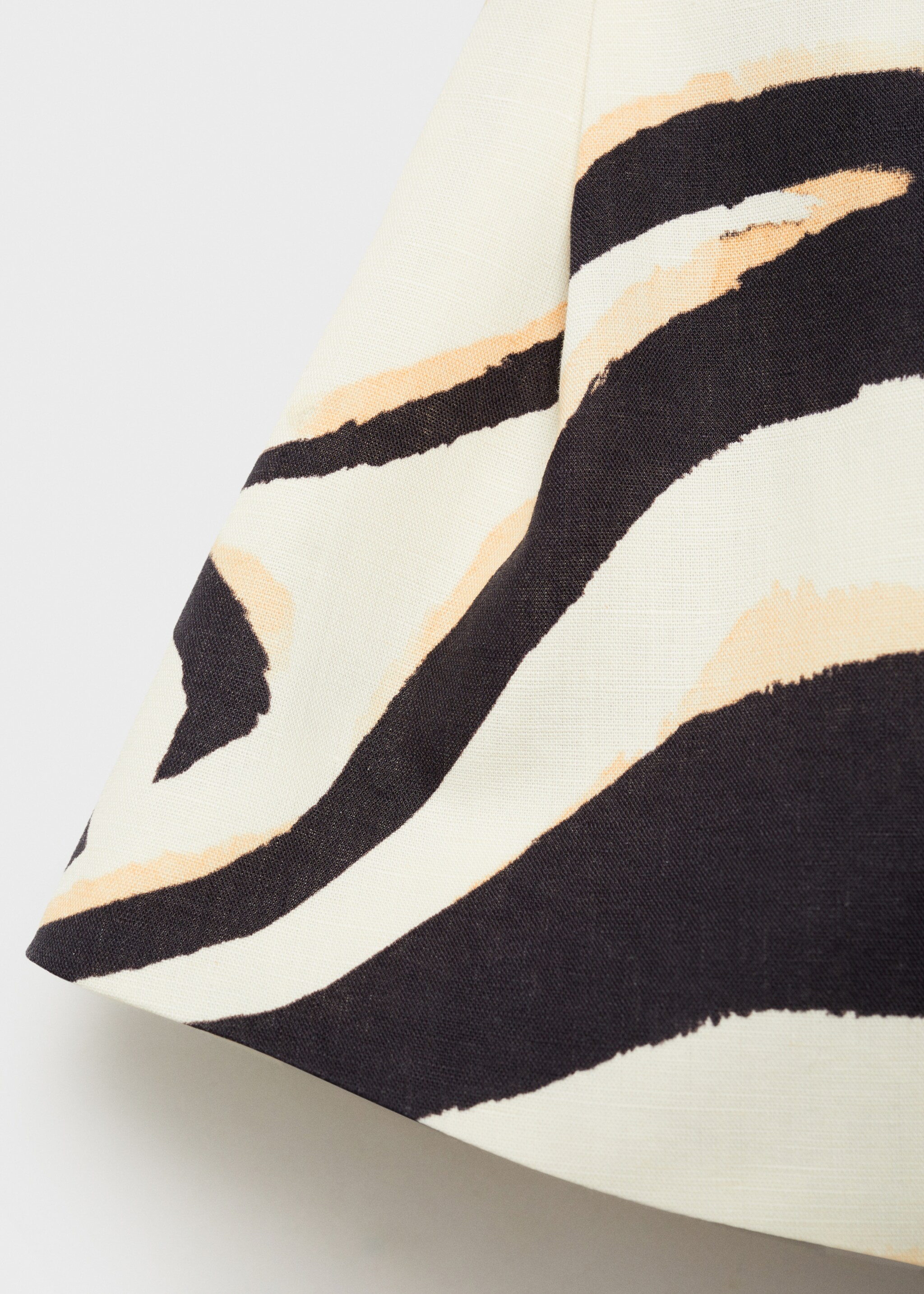 Linen zebra-print halter vest - Details of the article 0, Beige. Ref: 87095768-00.